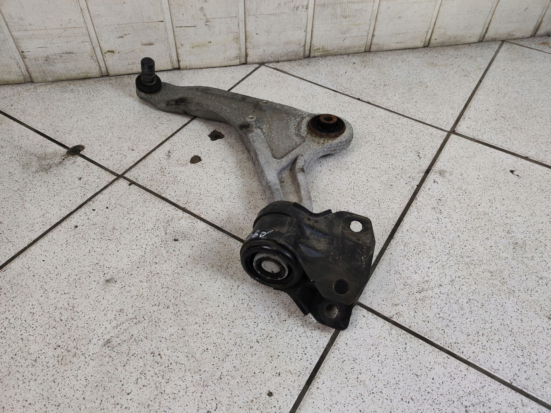 arm front left side Ford Fusion USA 2 2013