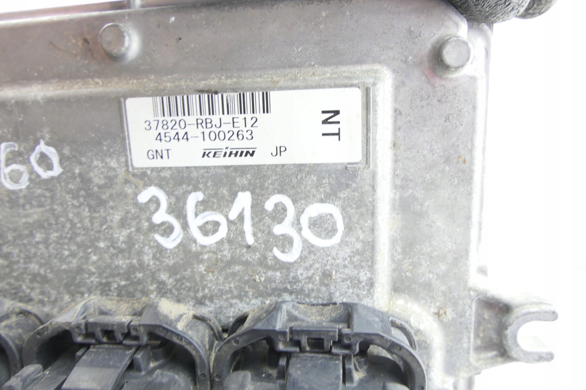 control unit of the engine HONDA INSIGHT 1.3 Hybrid 37820-RBJ-E12