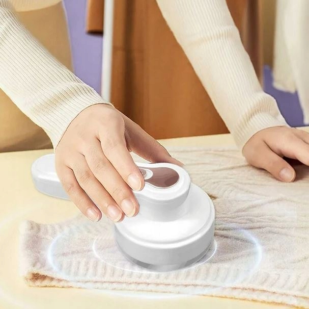 DUŻA I MOCNA GOLARKA DO UBRAŃ TAPICERKI SWETRÓW KANAPY NOWOCZESNA MASZYNKA Moc 5 W