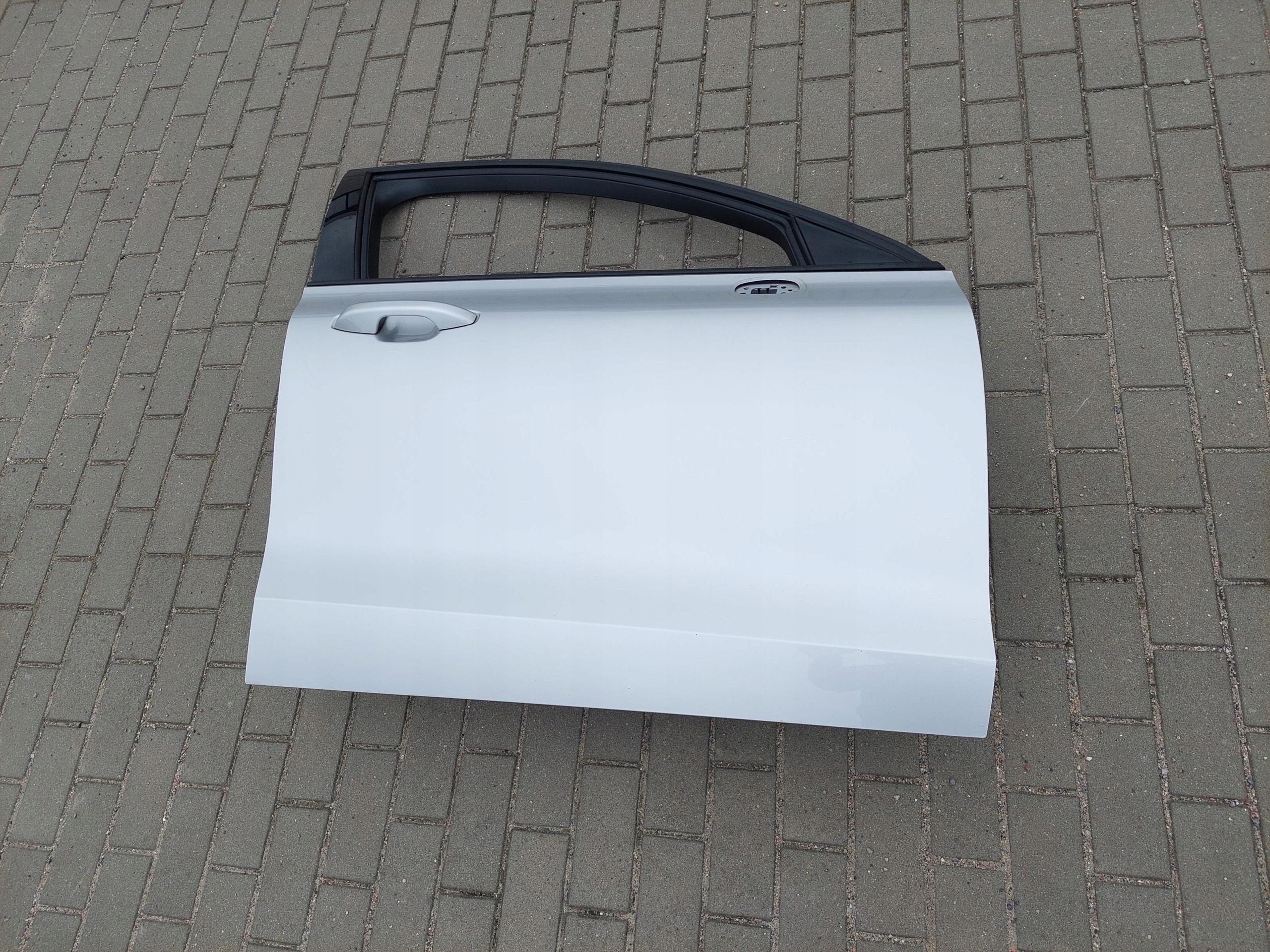 DRZWI PRZOD PRAWY PRZEDNIE PRAWE VOLVO S60 III V60 II 711-16