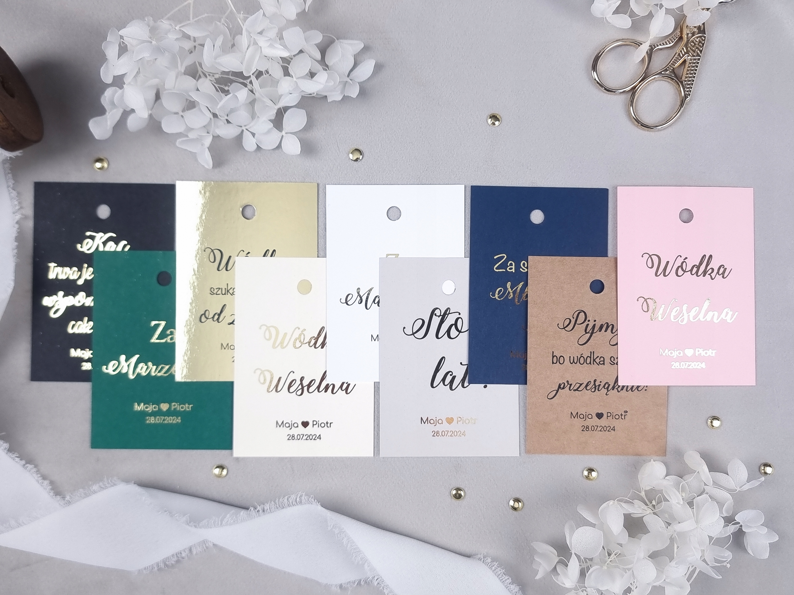 Zawieszki na butelki ZŁOCONE - 30 SZTUK Wysokość produktu 80 cm