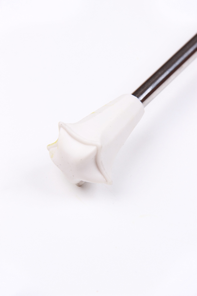 Pałeczka Twirlingowa Gwiazda Biała 40cm Kod producenta 5900090000001