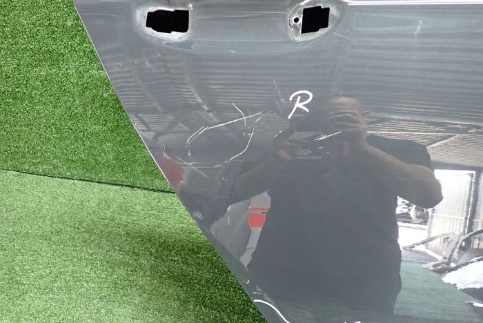 VW GOLF VIII KOMBI door right rear. rear part