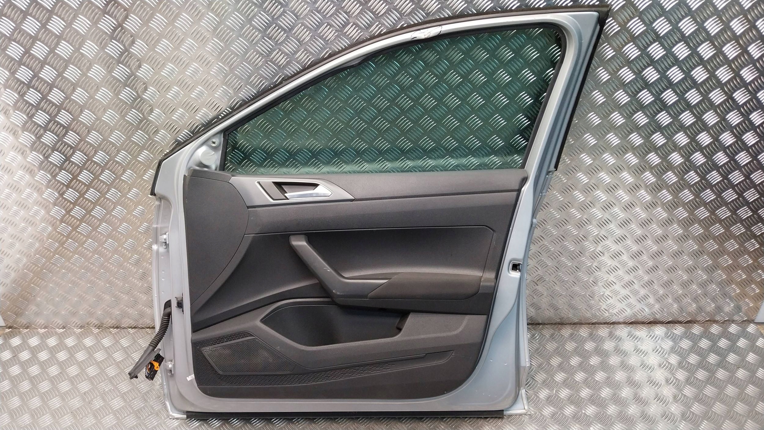 Tür rechts vorne VW POLO 2G 17