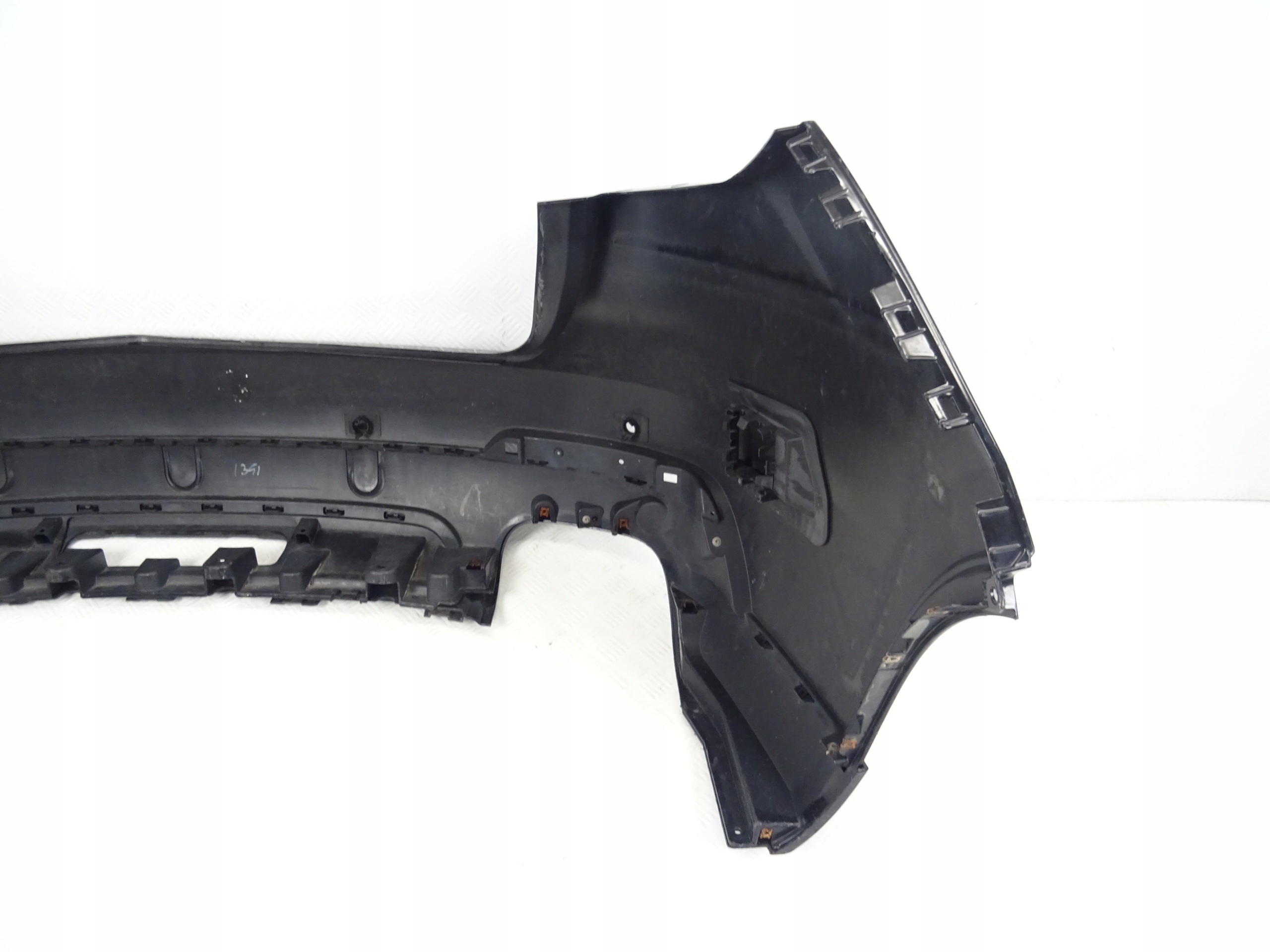 Maserati Levante - bumper rear part rear