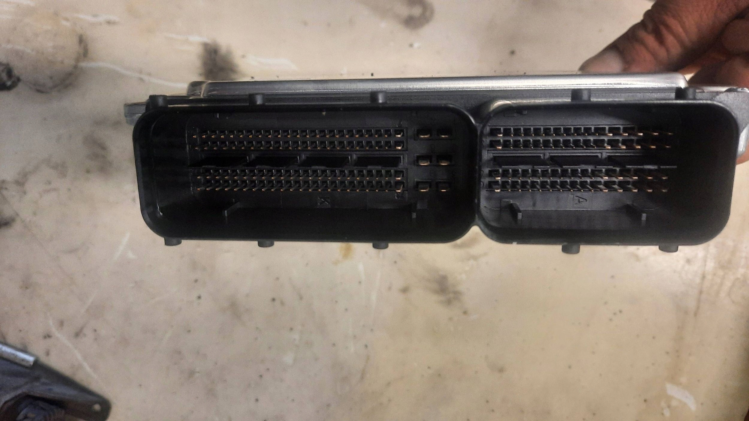блок управления двигателем, ЭБУ volkswagen oe 070906016EC