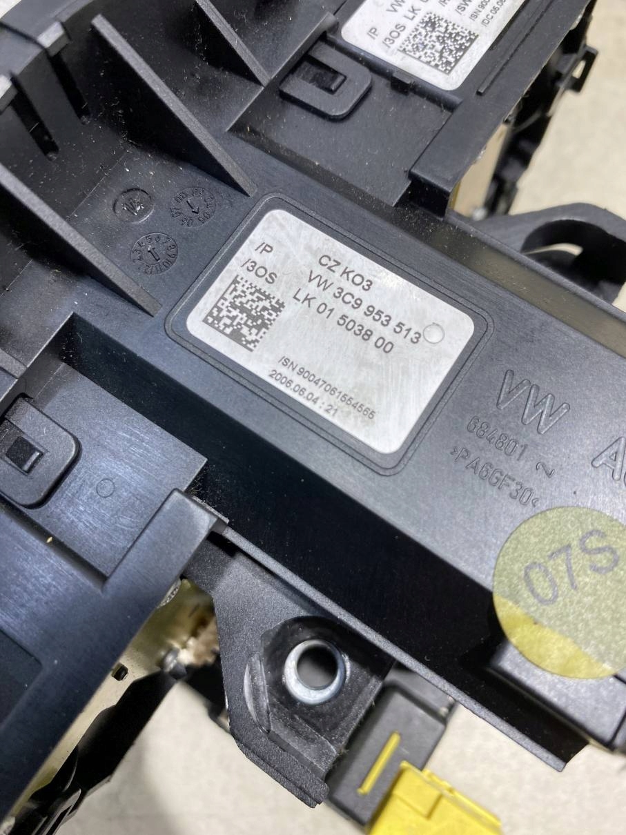 steering wheel levers and controls PASSAT B6 3C9953513