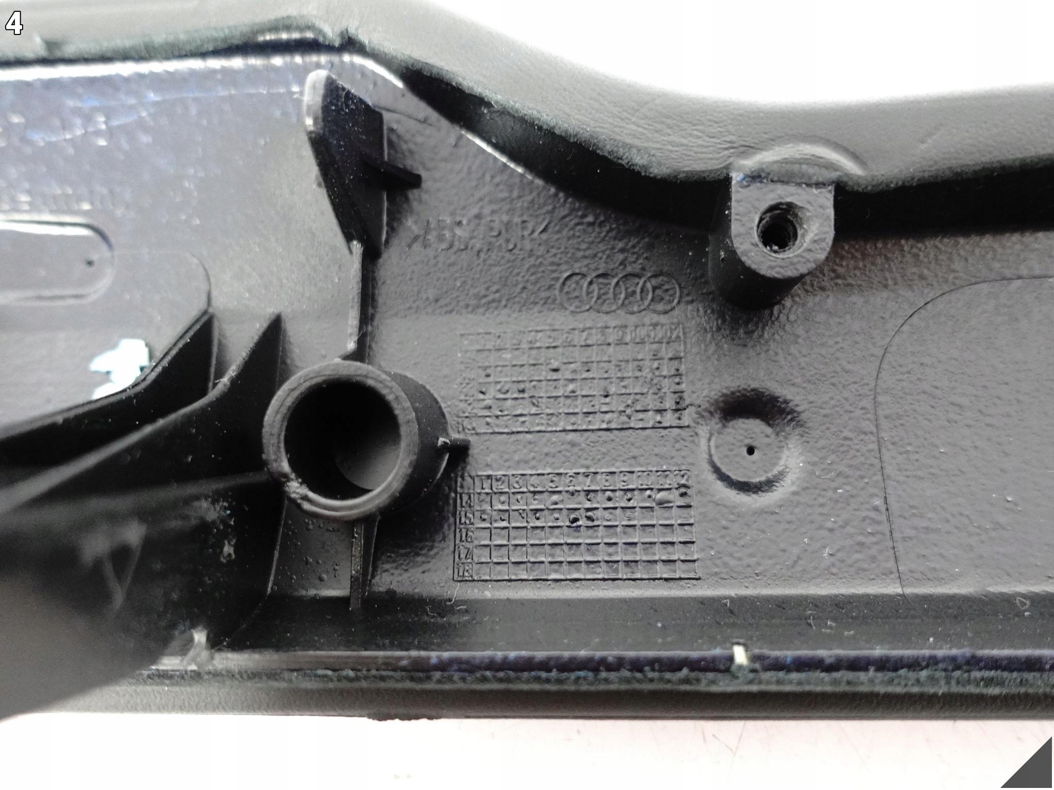 AUDI A7 S7 RS7 4G8 C7 10-18 armrest bracket leather door left front SOUL