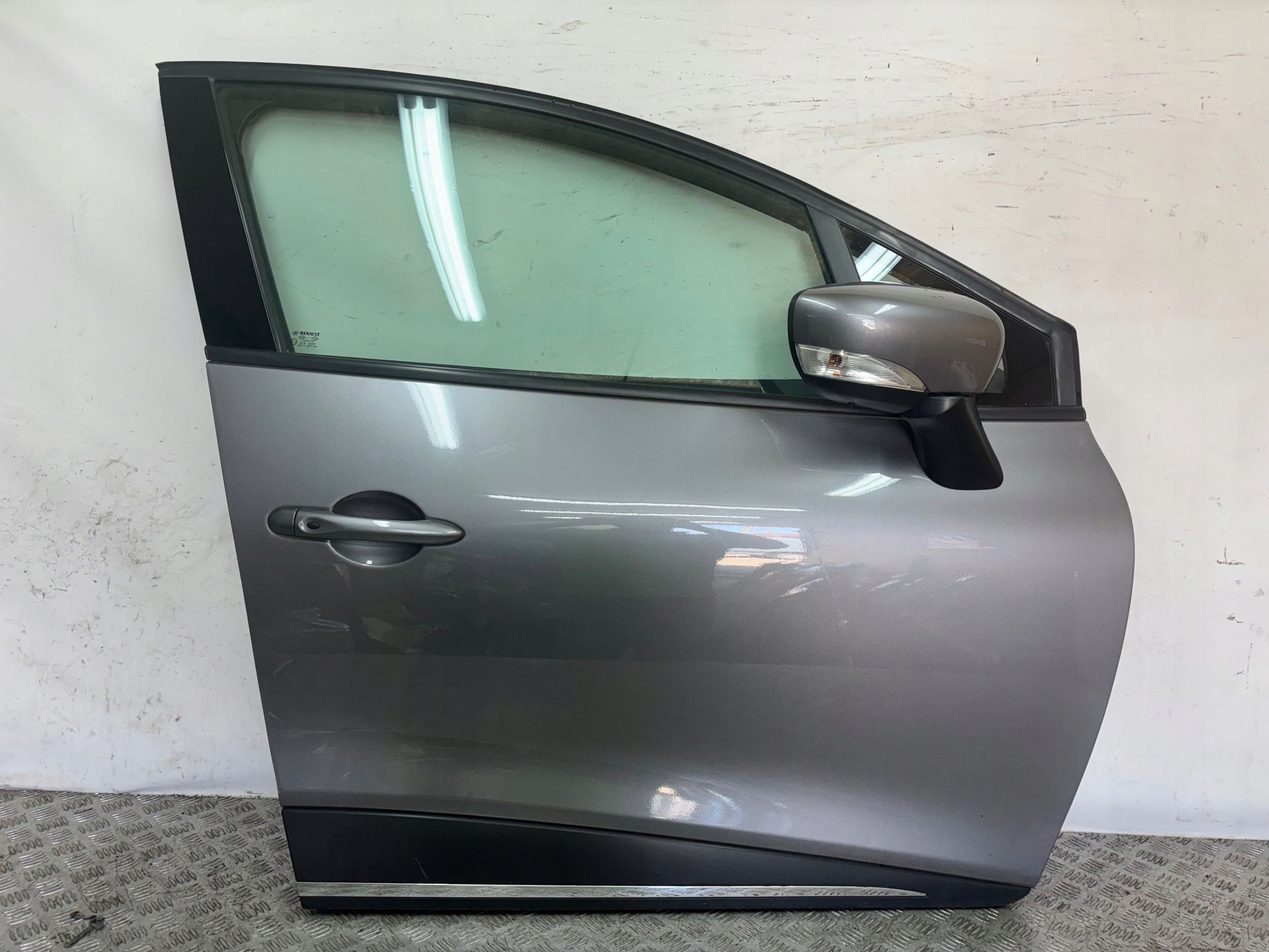 door front front right RENAULT CLIO IV 4 12