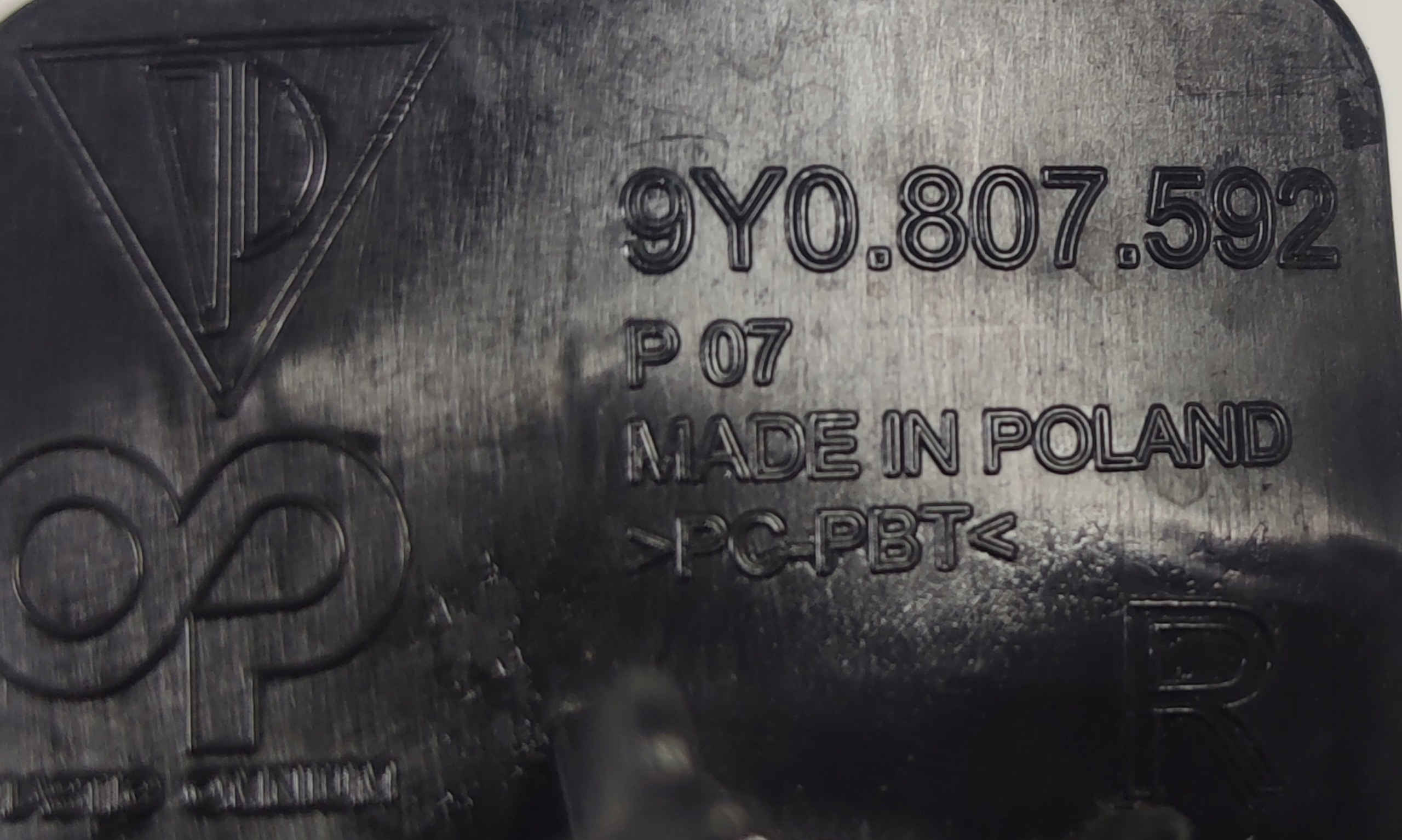 CAYENNE III 9Y 4X KOSZYK PDC bracket rear part