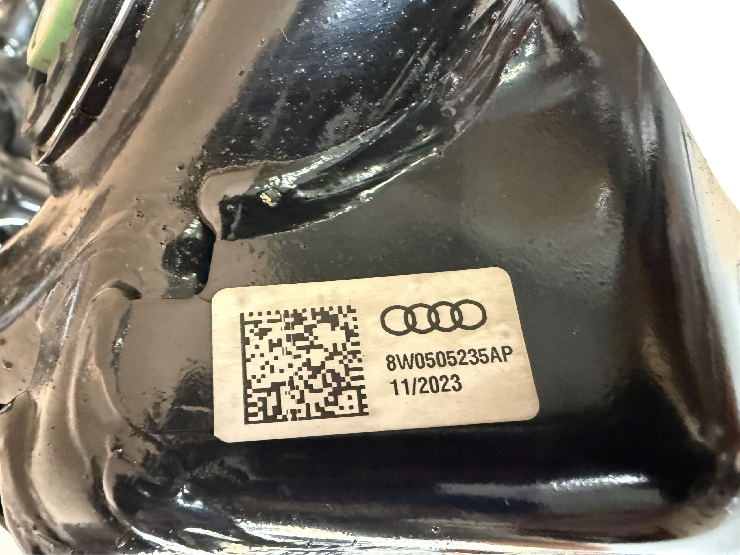 AUDI A4 A5 8W B9 subframe axle beam rear part 8W0505235AP