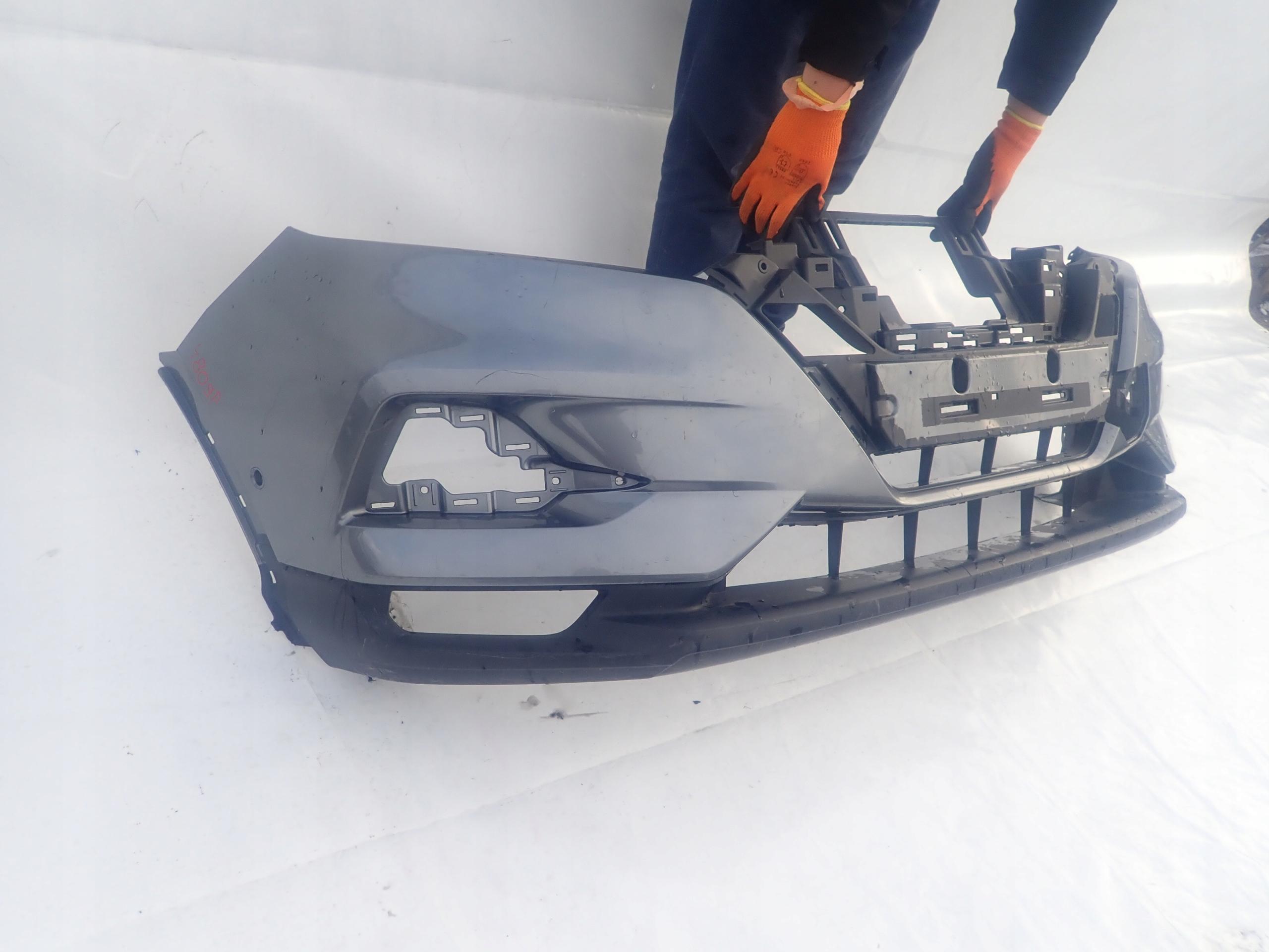 NISSAN QASHQAI II LIFT 17-20 bumper front 6PDC