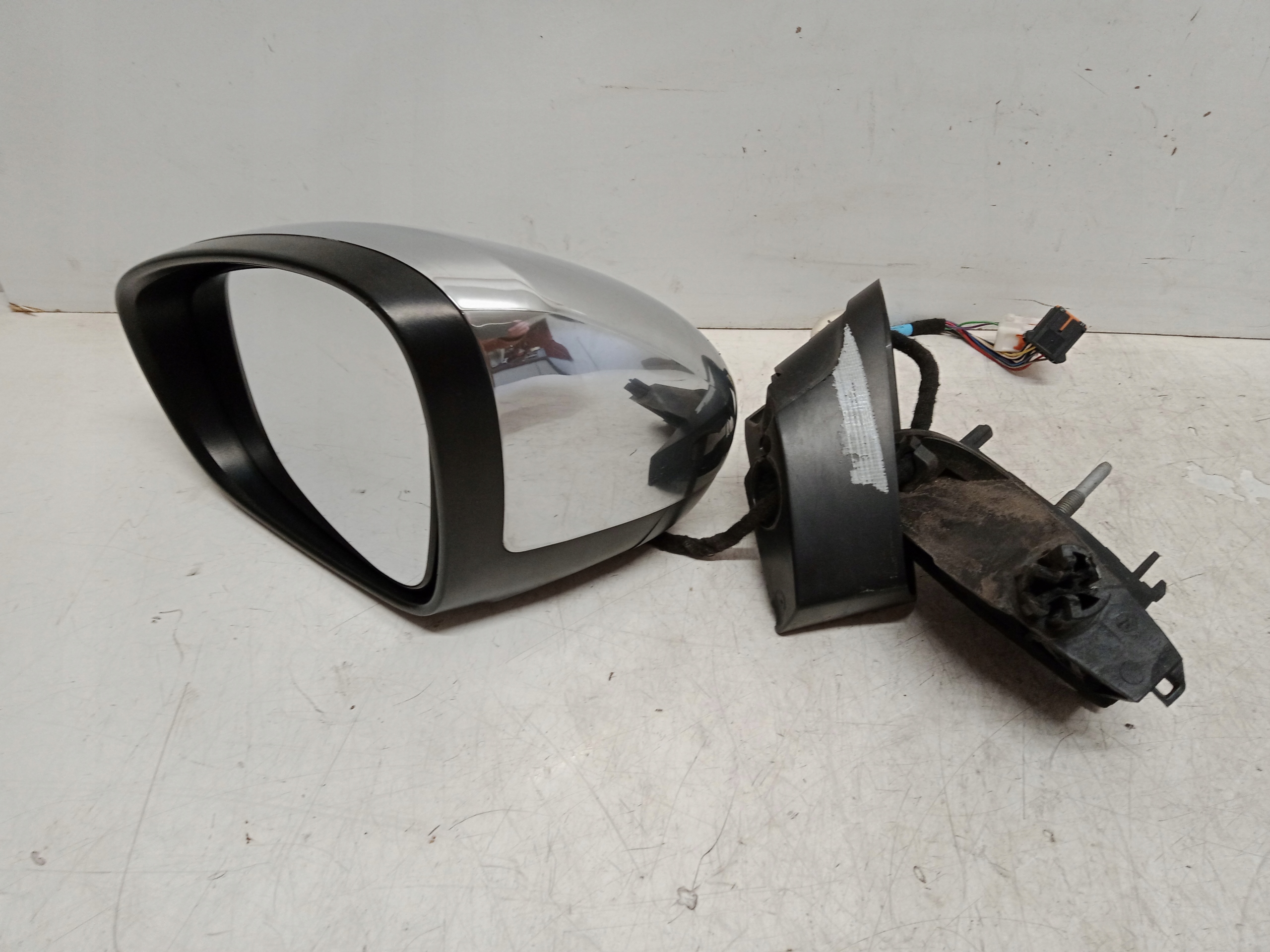 CITROEN C4 2 II B7 10- LUSTERKO LEWE 0209338 CHROM 8+2 (9+2) PIN NA CZĘŚCI