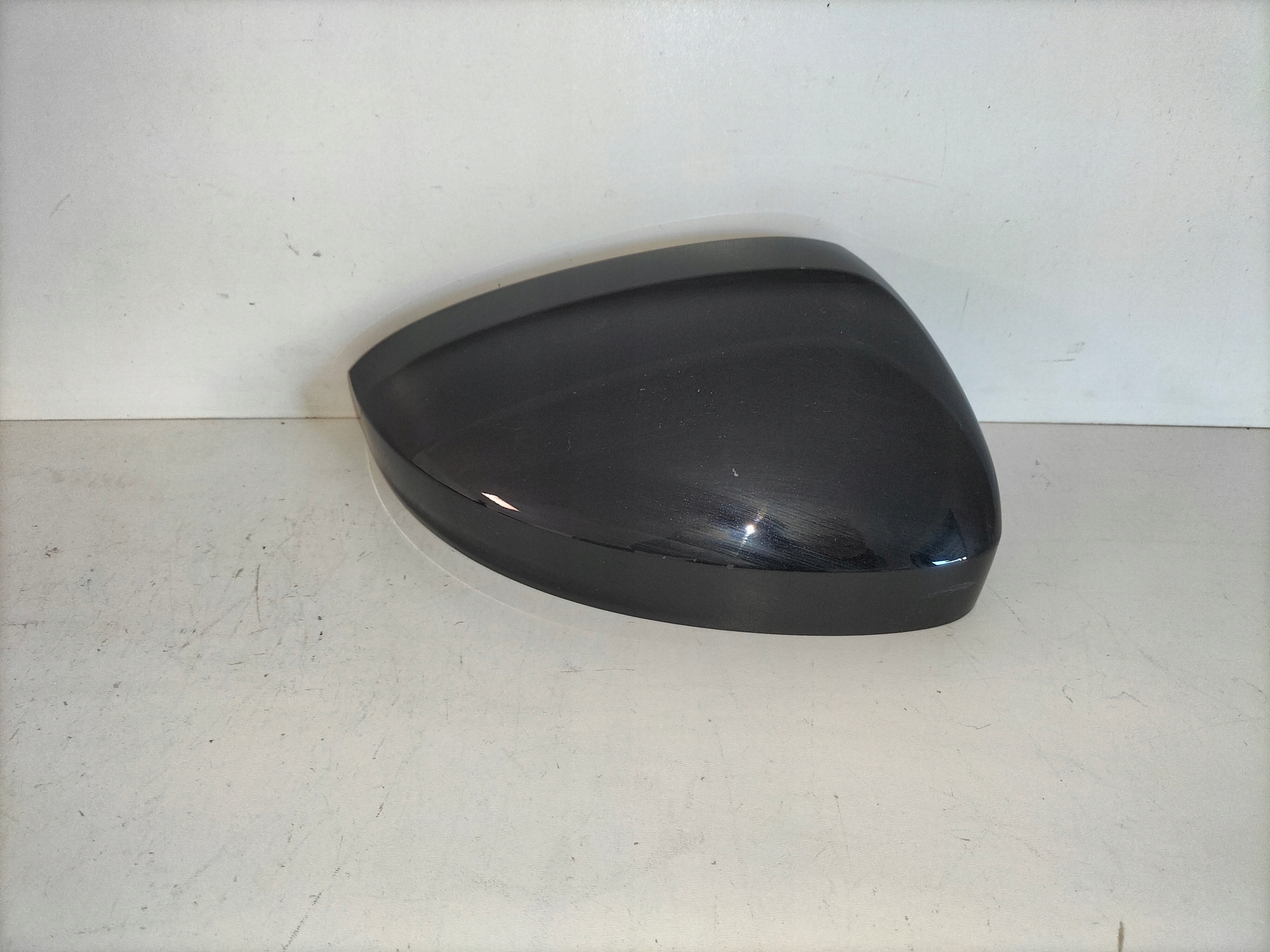 cover cap mirrors right VW TIGUAN II 16