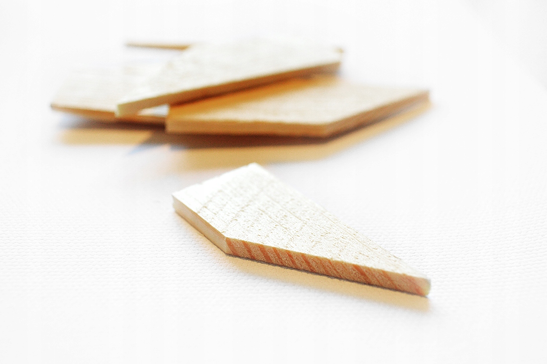 KROSNO MALARSKIE BLEJTRAM RAMKA NA PŁÓTNO 120x60 Materiał ramy drewno