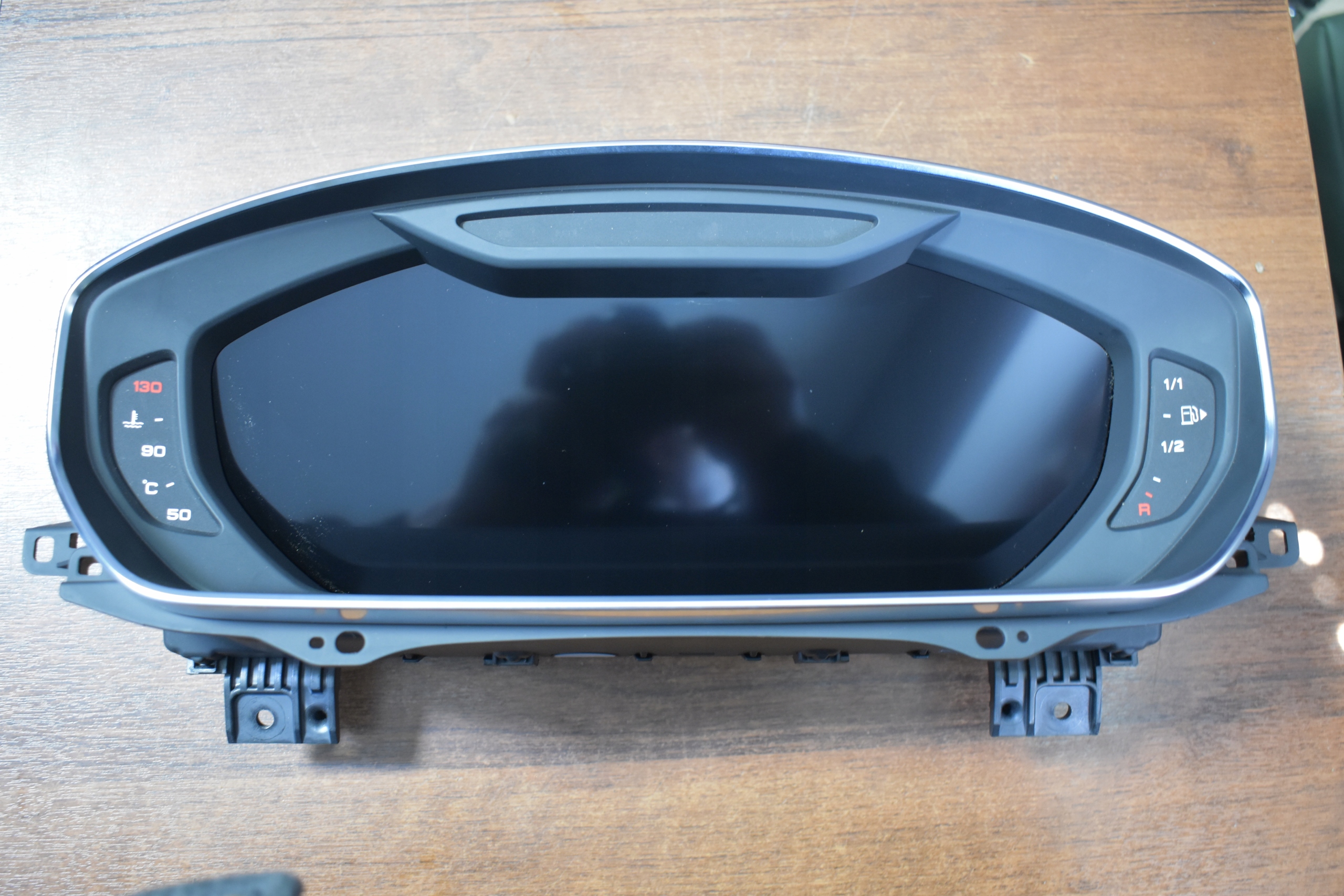 IDEALNY dials dials LCD AUDI A8 D5 1