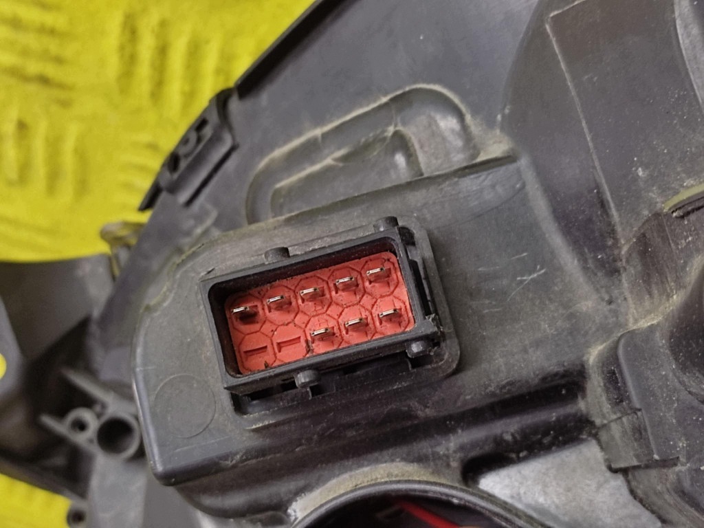 OPEL VECTRA C REFLEKTOR light right front