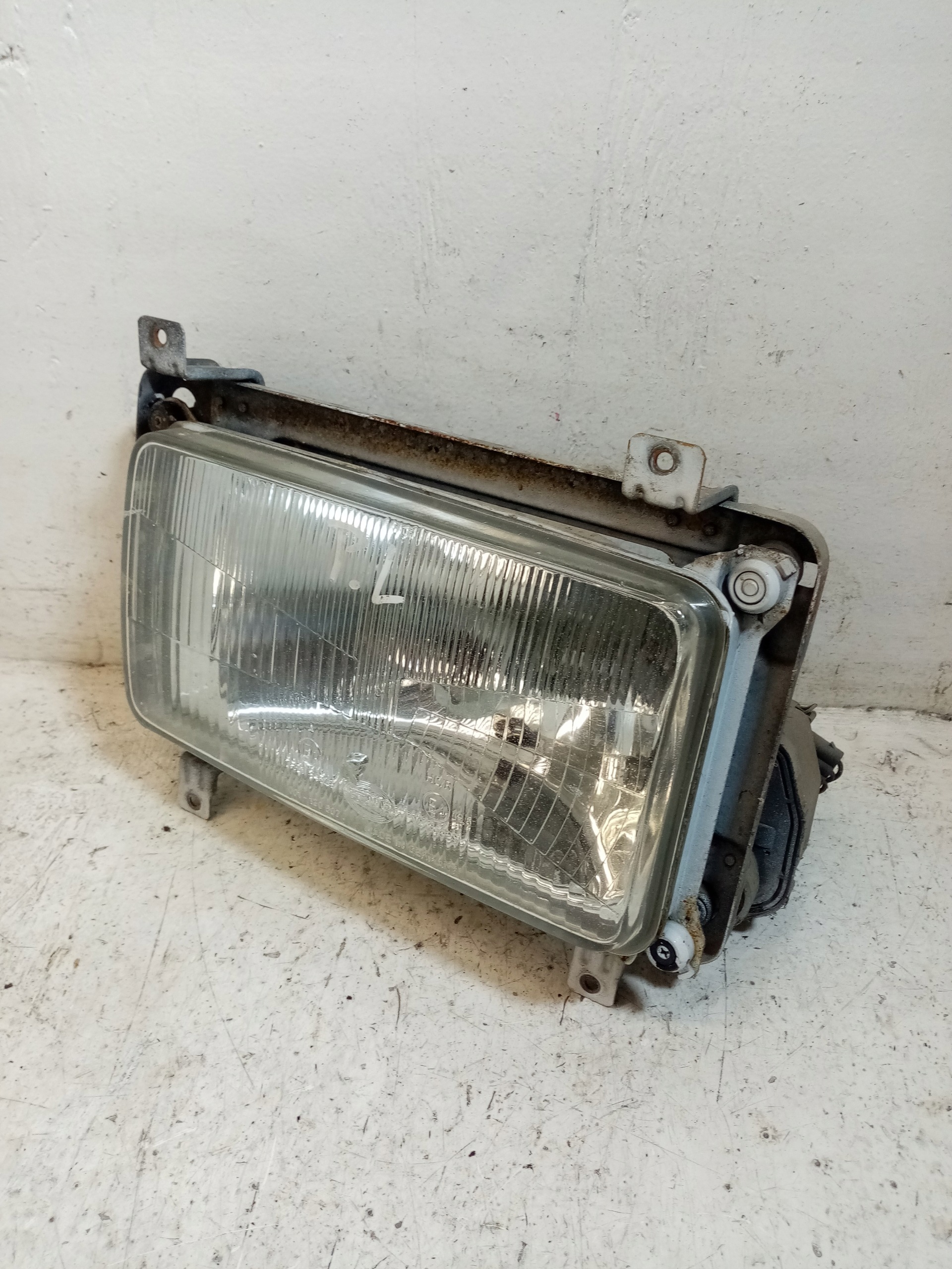 light left front VOLKSWAGEN LT 28