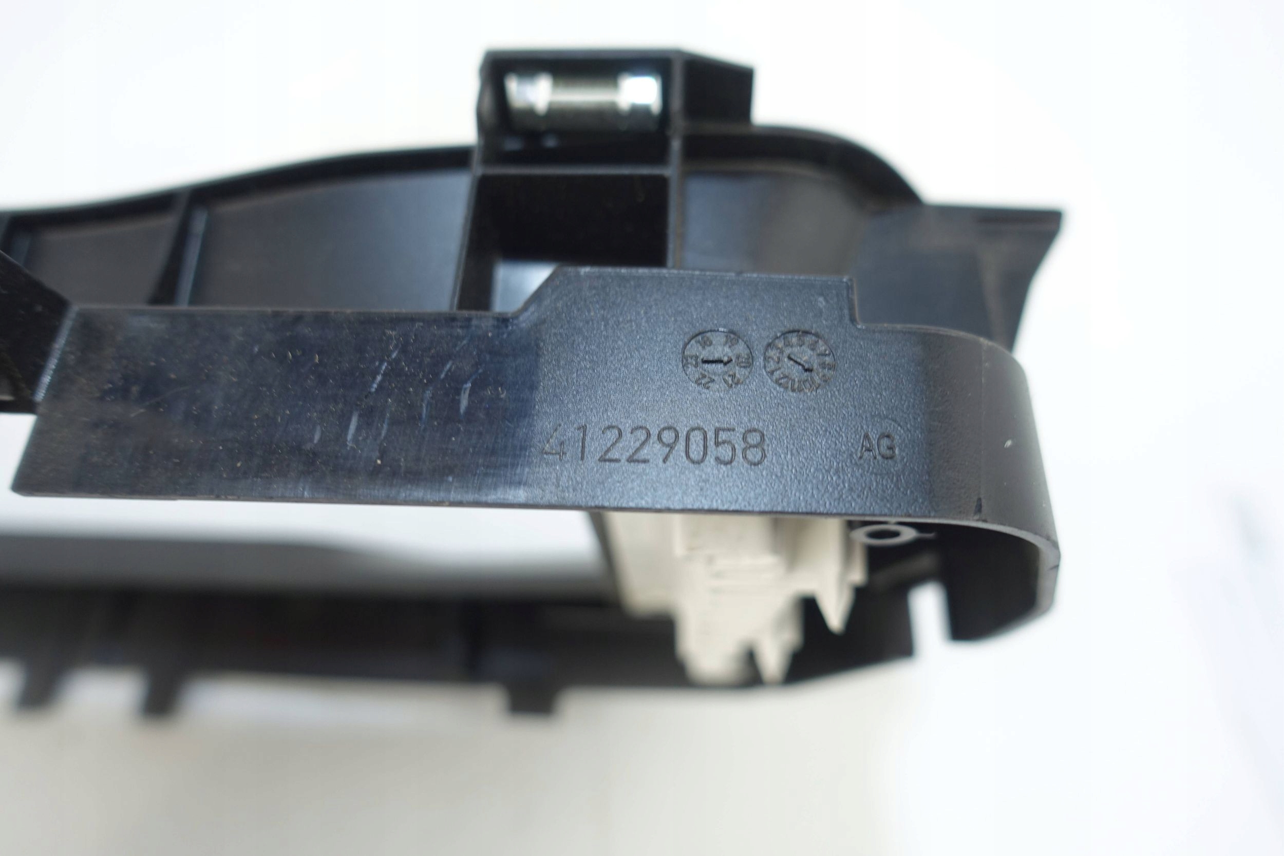 RÁM obal držák budíku budíků VIRTUAL COCKPIT SKODA OCTAVIA IV 19