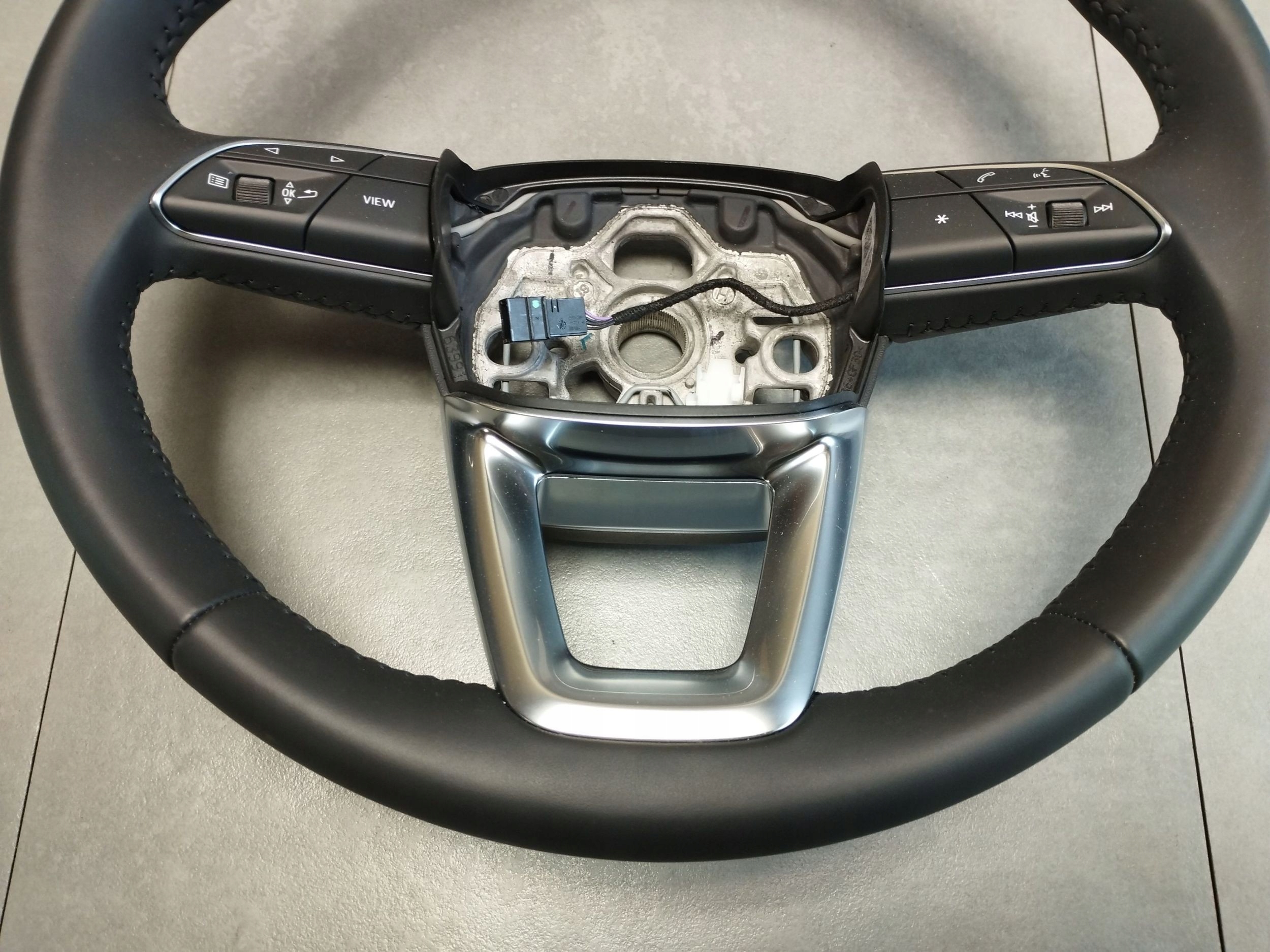 Audi Q3 F3 83A lenkrad Leder MULTI 83A419091D