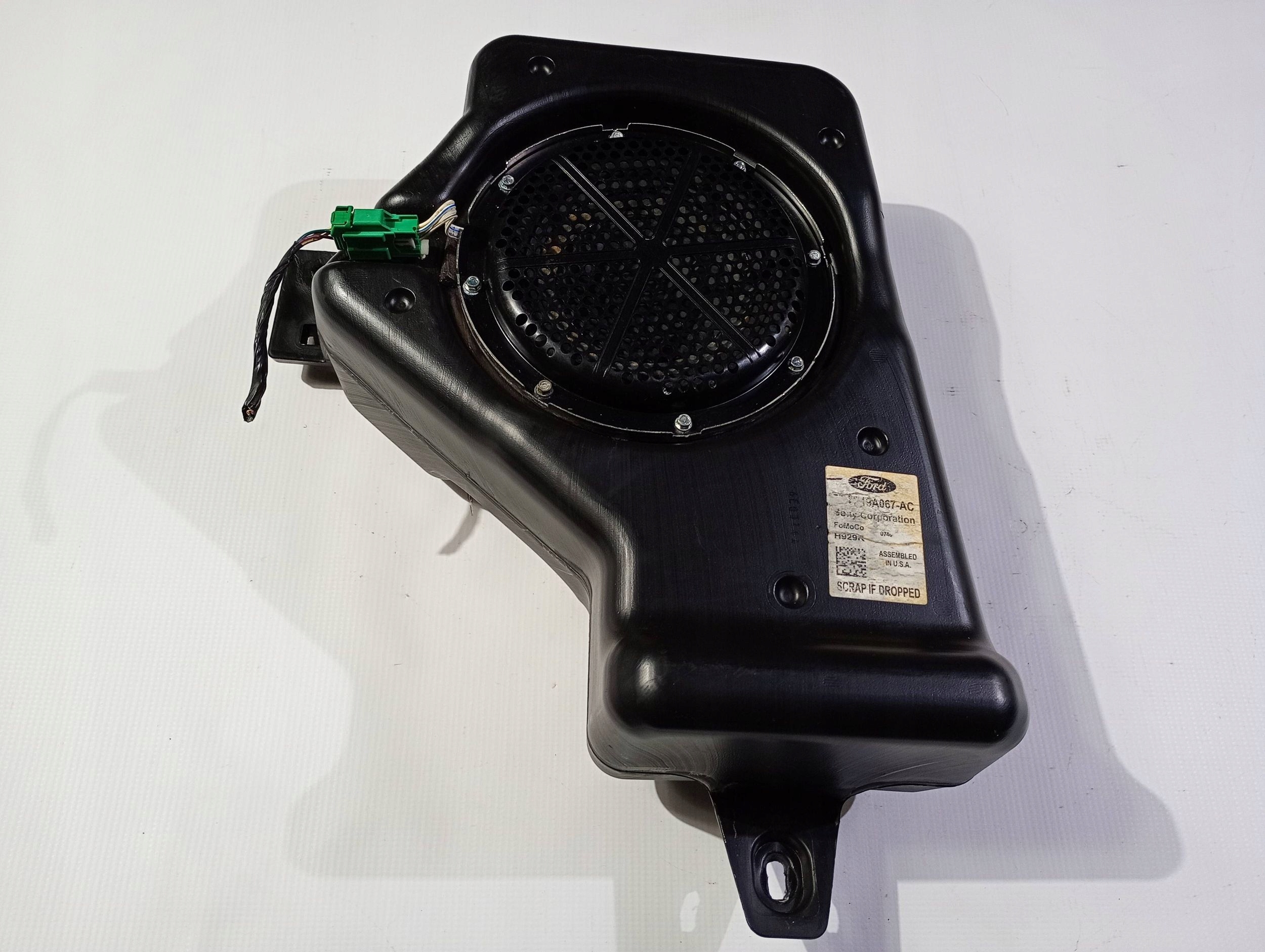 Subwoofer amplifier speaker niskotonowy Ford Edge II 2015