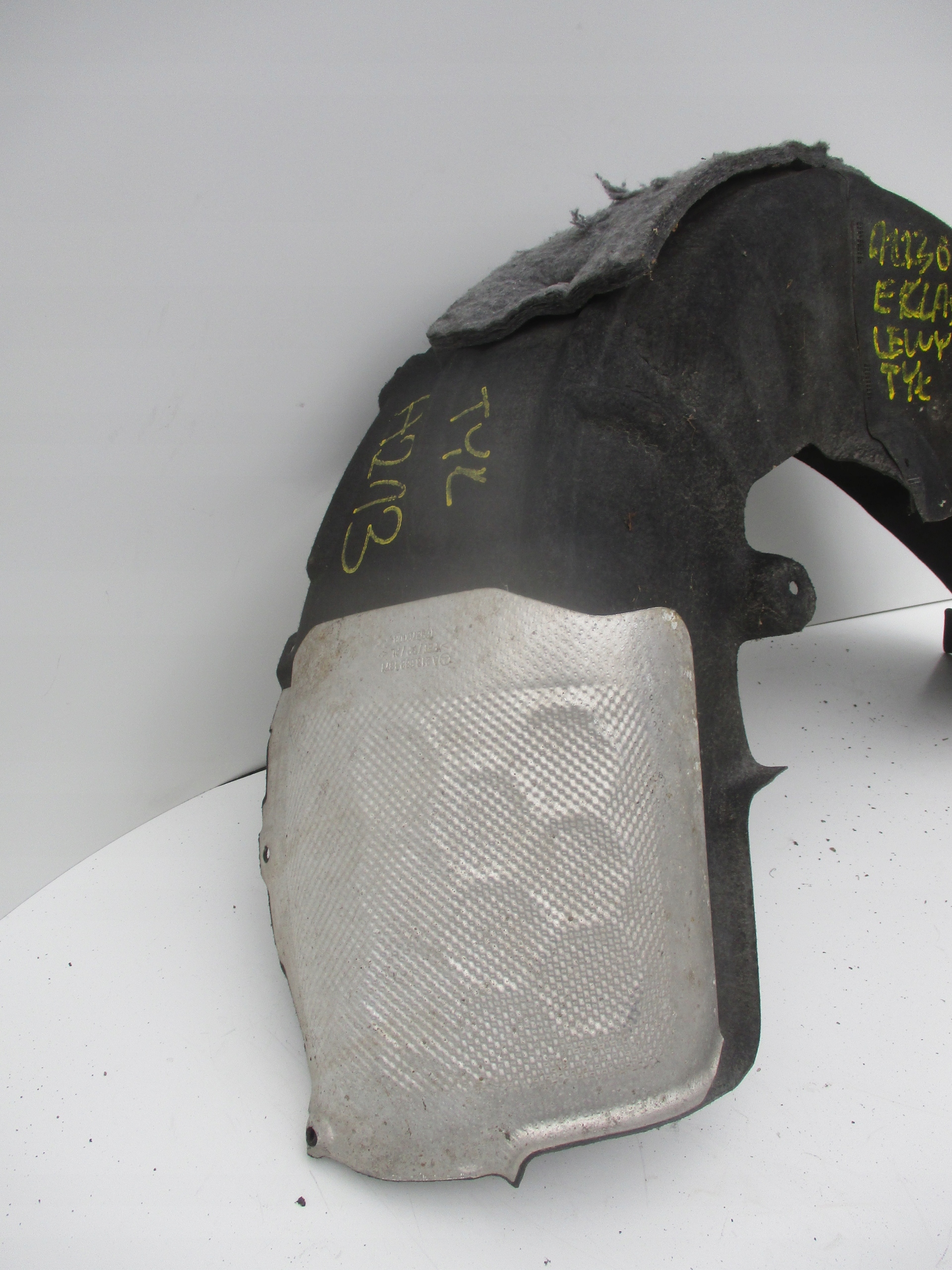 mudguard rear. left MERCEDES E KLASA 213 A2136821371