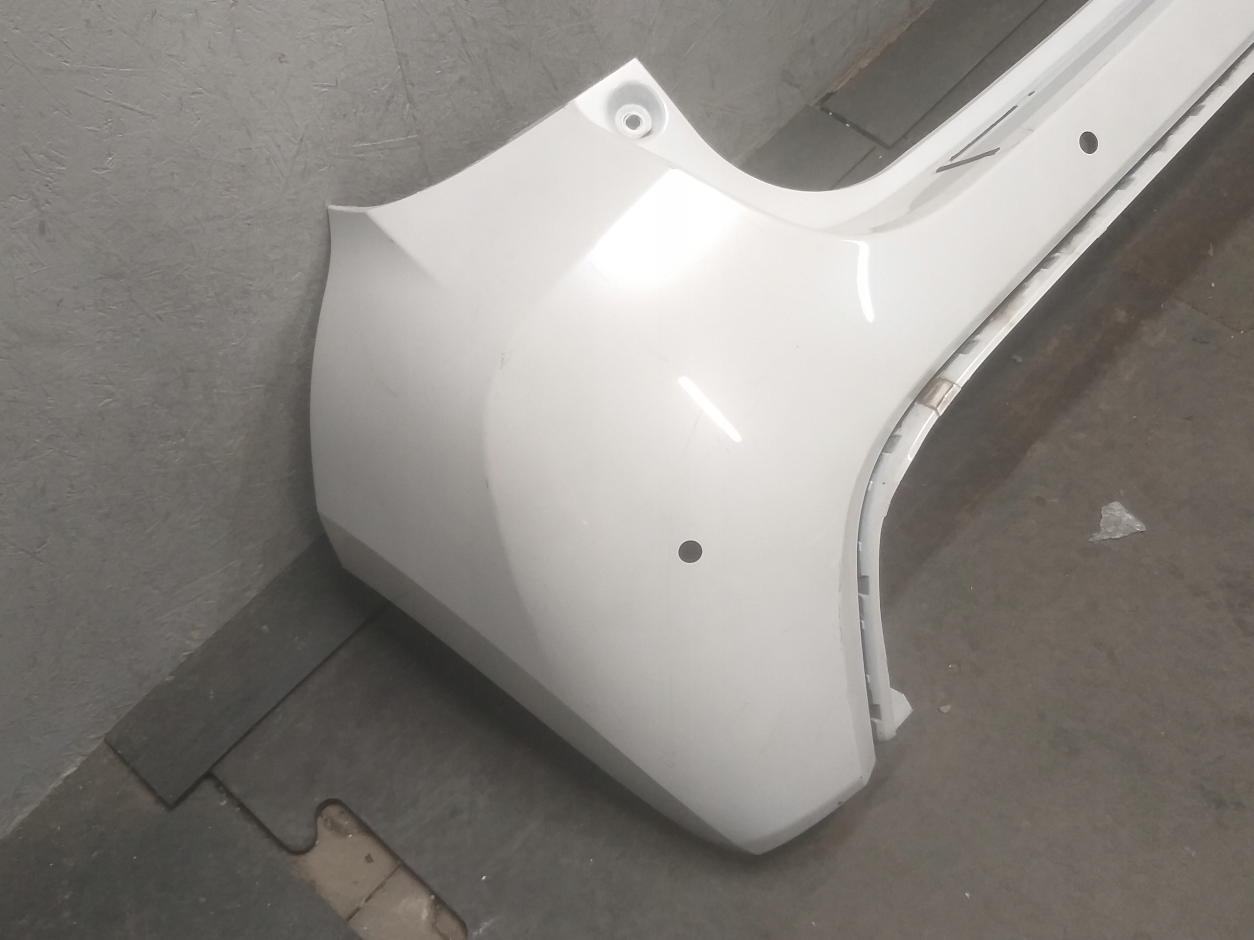 Stoßstange heck TOYOTA YARIS IV 4 20