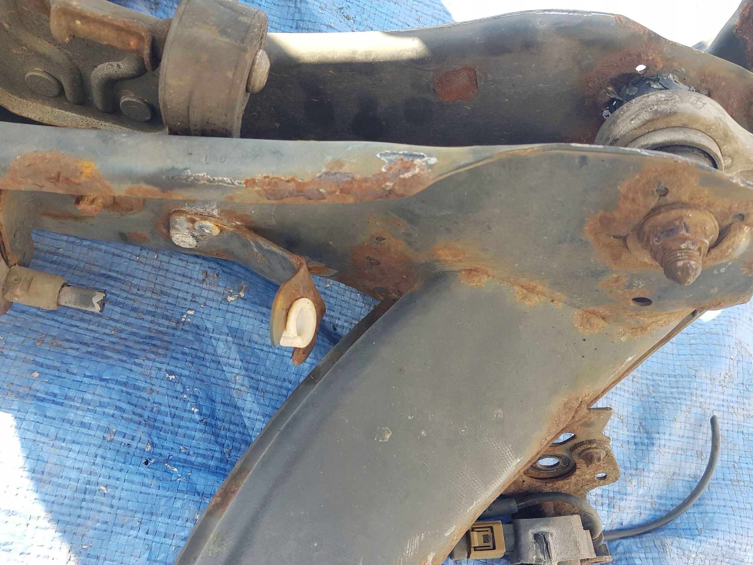 axle beam rear part MERCEDES W207 C207 sider subframe axle beam
