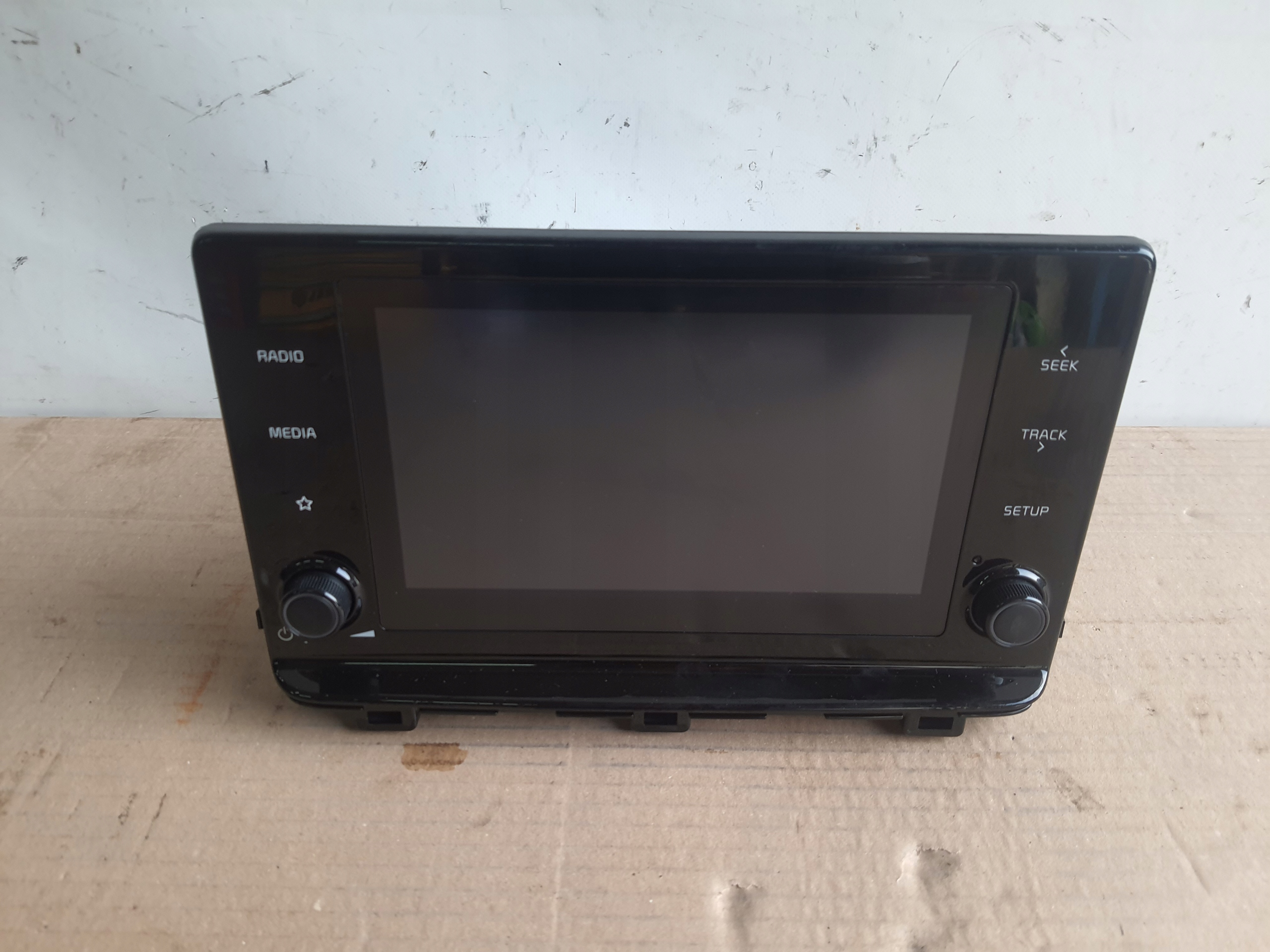 17-> - KIA XCEED 17 - > РАДИО ЖК-ДИСПЛЕЙ 96160J7320