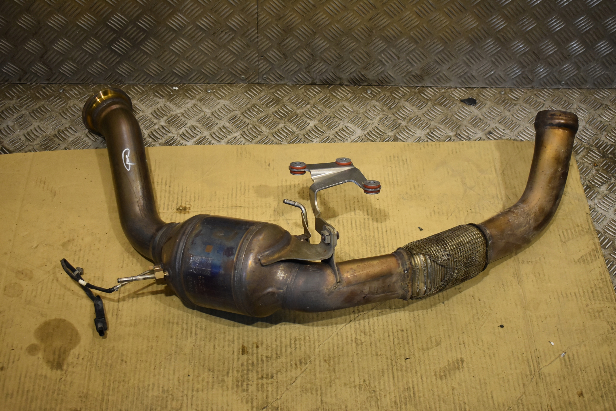 катализатор правый PORSCHE PANAMERA 971 GTS 4.0TFSI 1