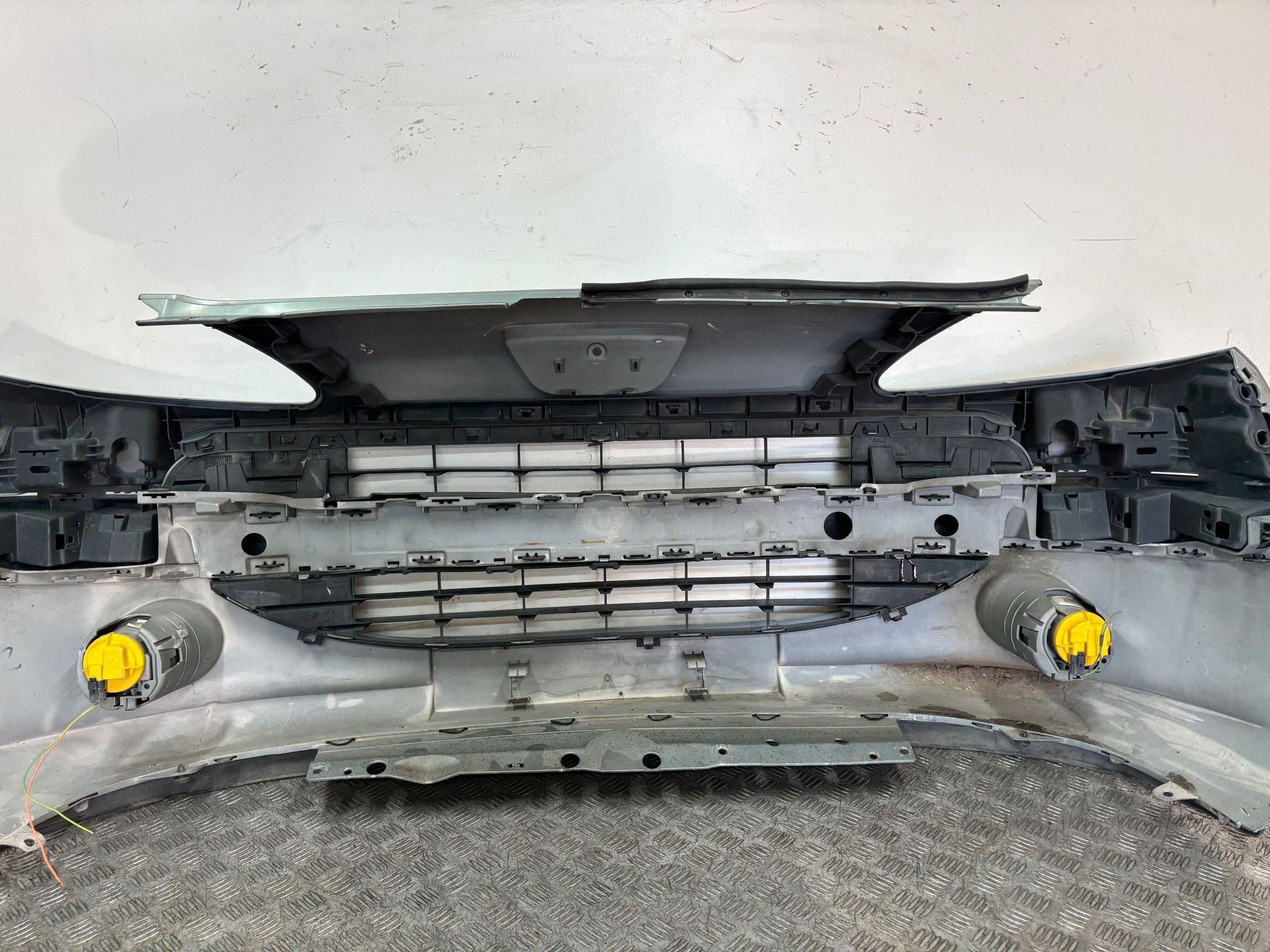 bumper front front PEUGEOT 1007
