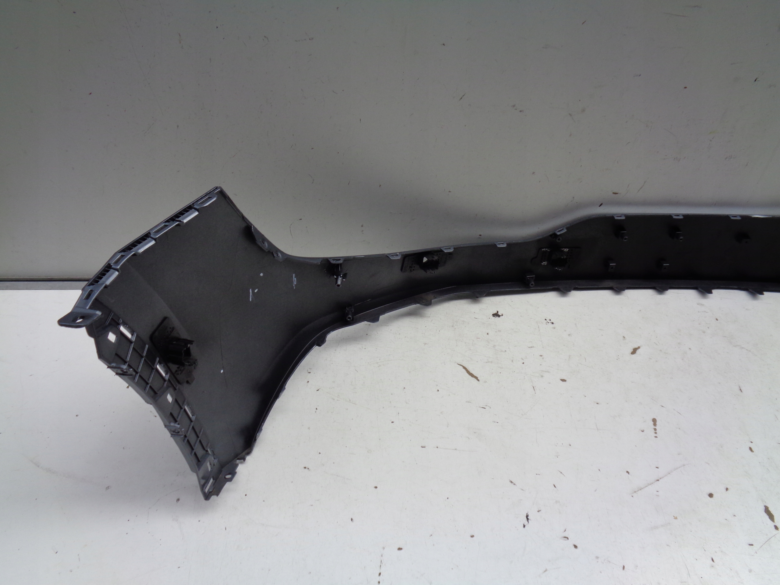 FRONTSTOSSSTANGE KIA SPORTAGE V 22- NR 41775