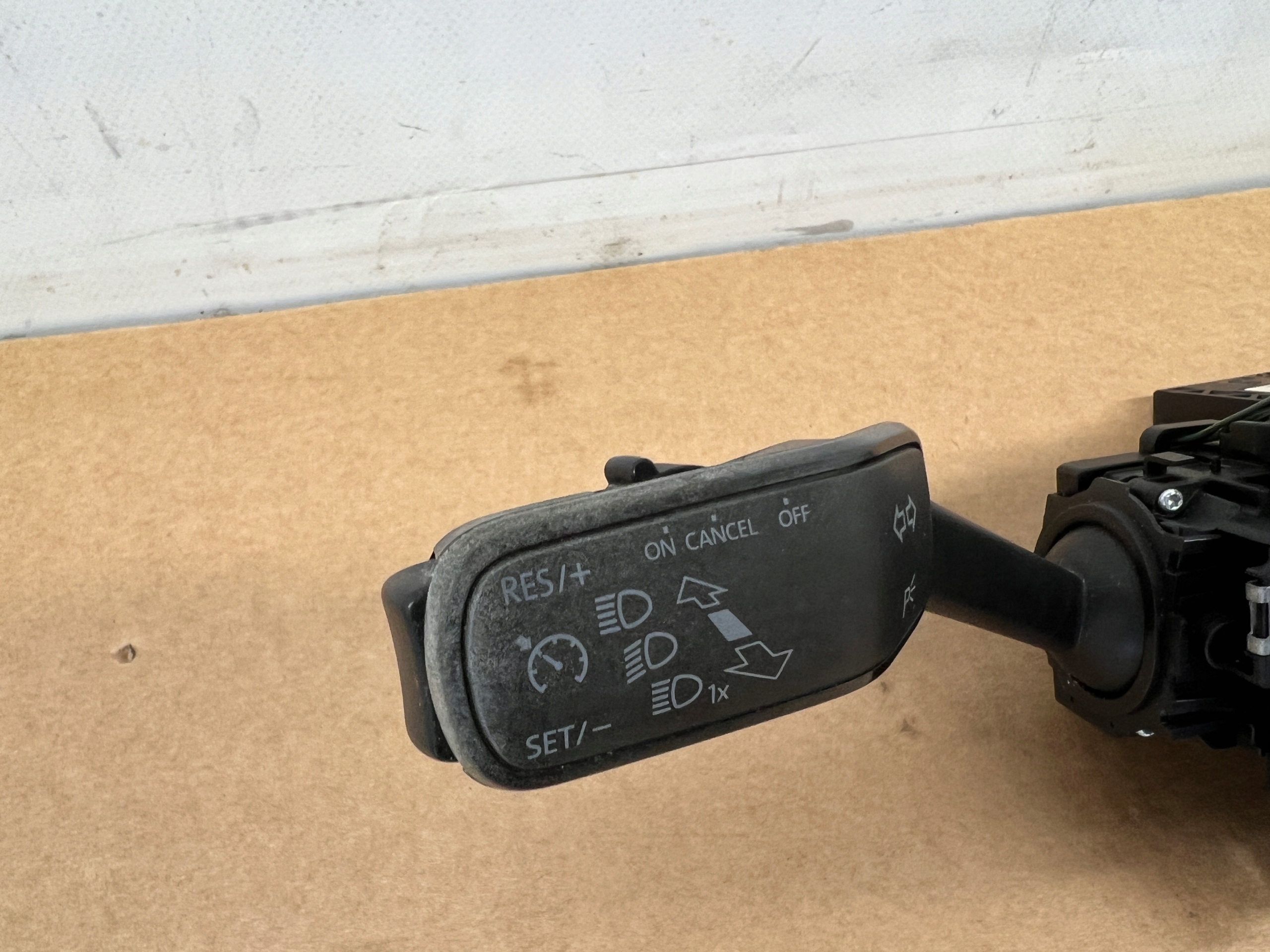 Seat Leon III 3 steering wheel levers and controls ring 5Q0953507AC