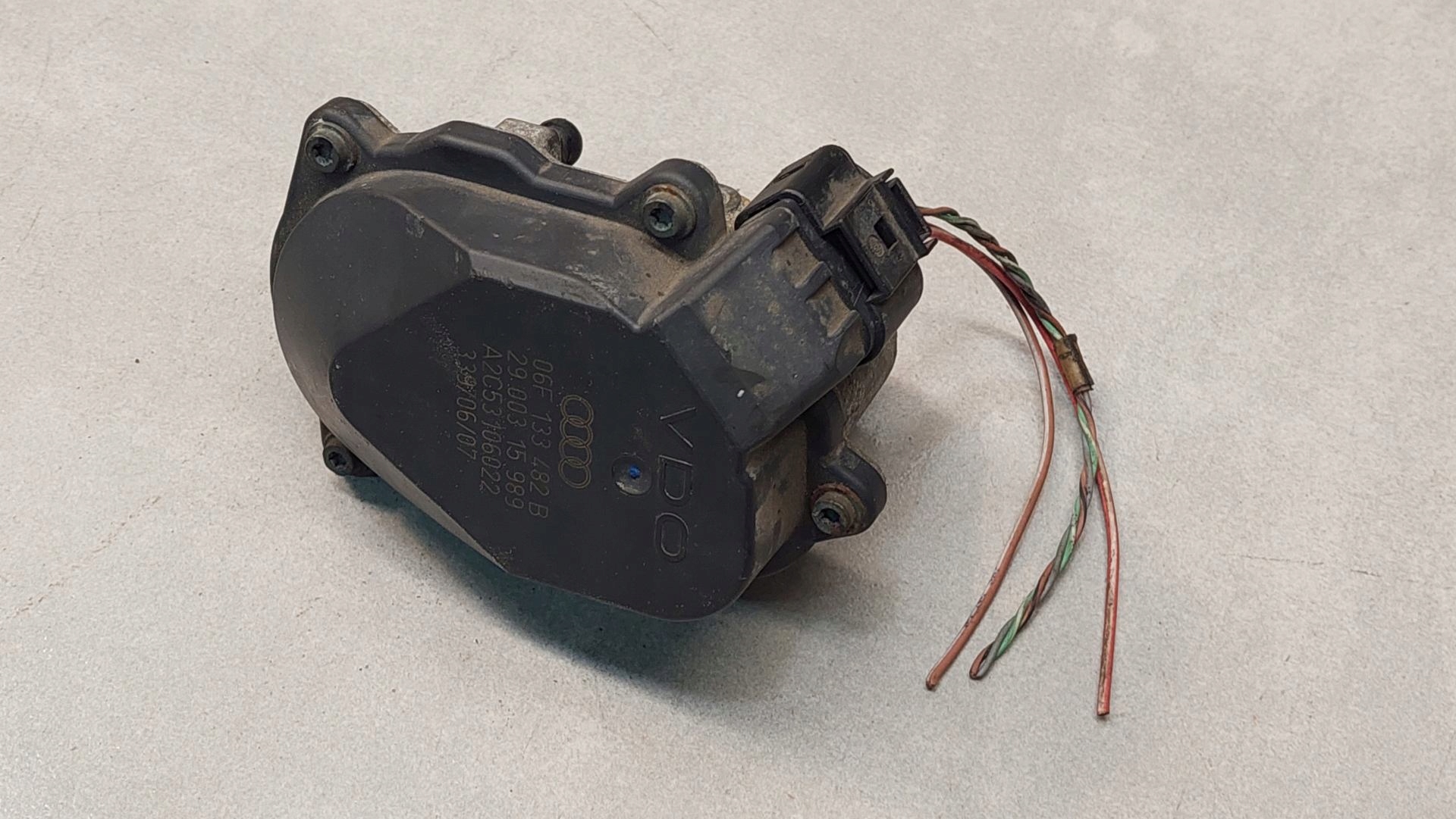 regulátor sání AUDI A6 C6 06F133482B