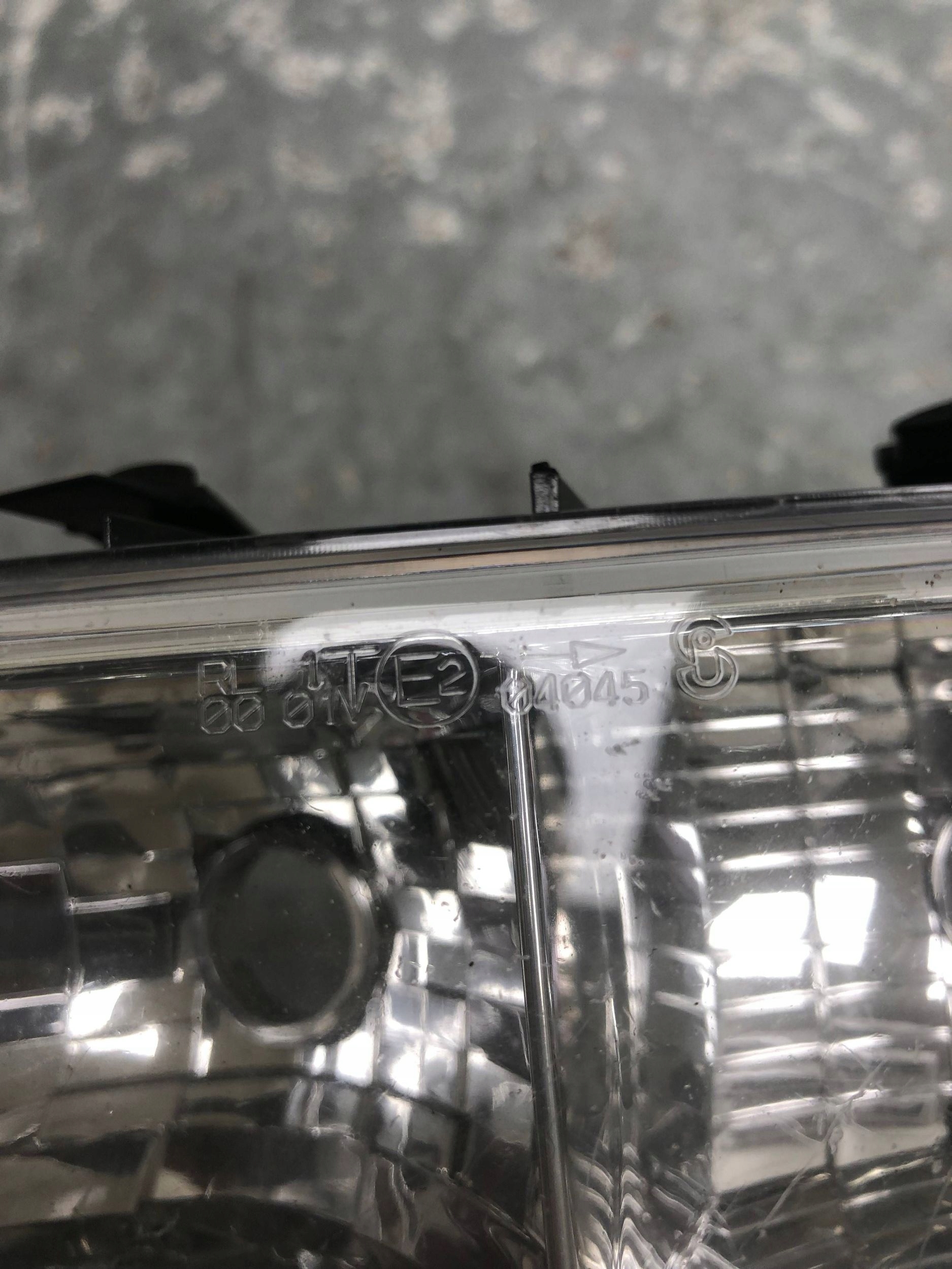 light light indicators left front CITROEN C6 and E204045
