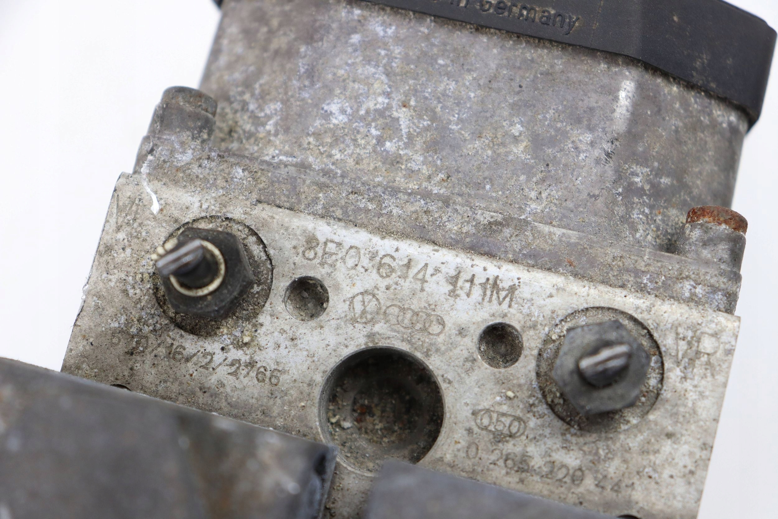 AUDI A4 B5 VW PASSAT B5 Pompa ABS 8E0614111M 0273004134 0265220441