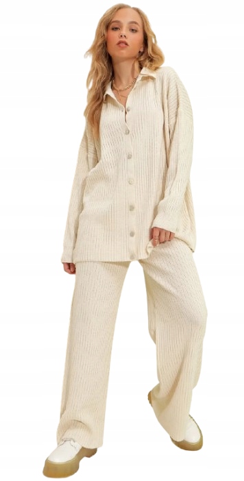 Trendy Krémový Komplet Pruhovaný Svetr A Kalhoty 5_A