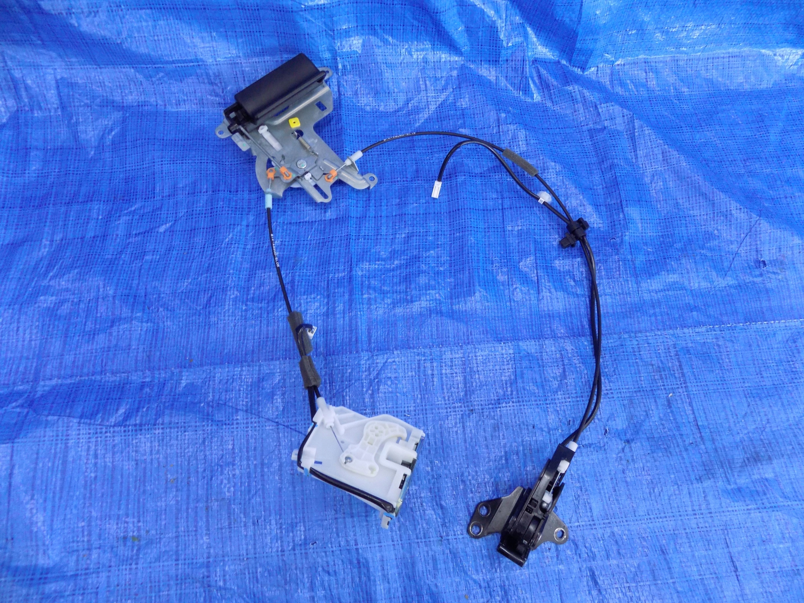 lock door handle right rear part L200 II 16-19R