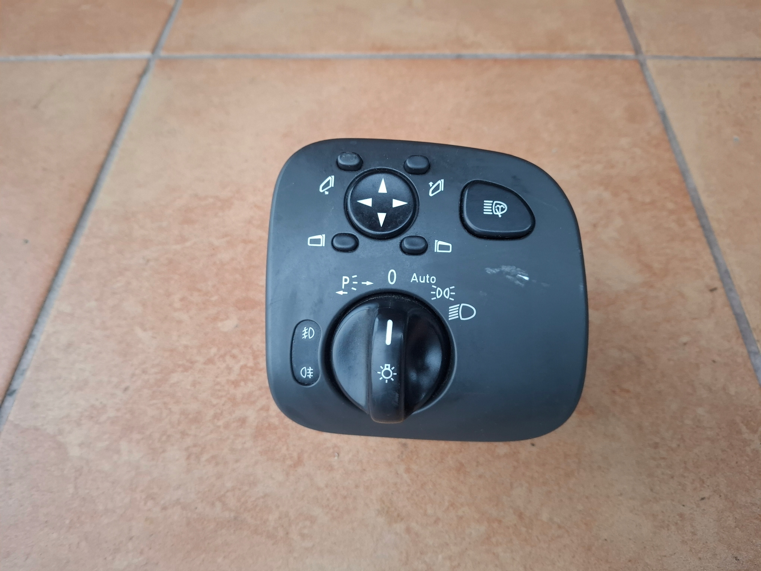 light switch MERCEDES W203 W209 A2035450704