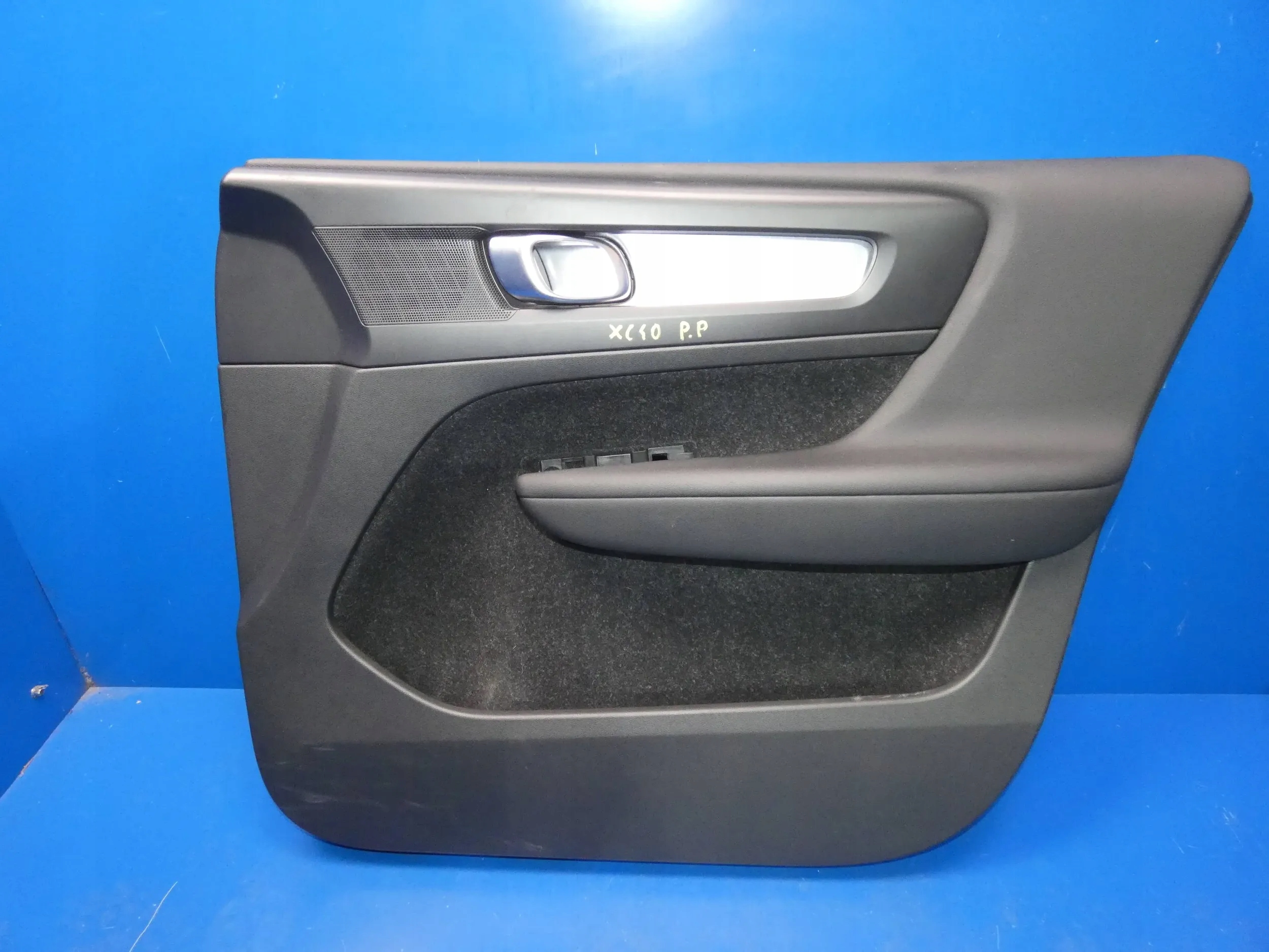VOLVO XC40 side door right front WERSJA ANGIELSKA