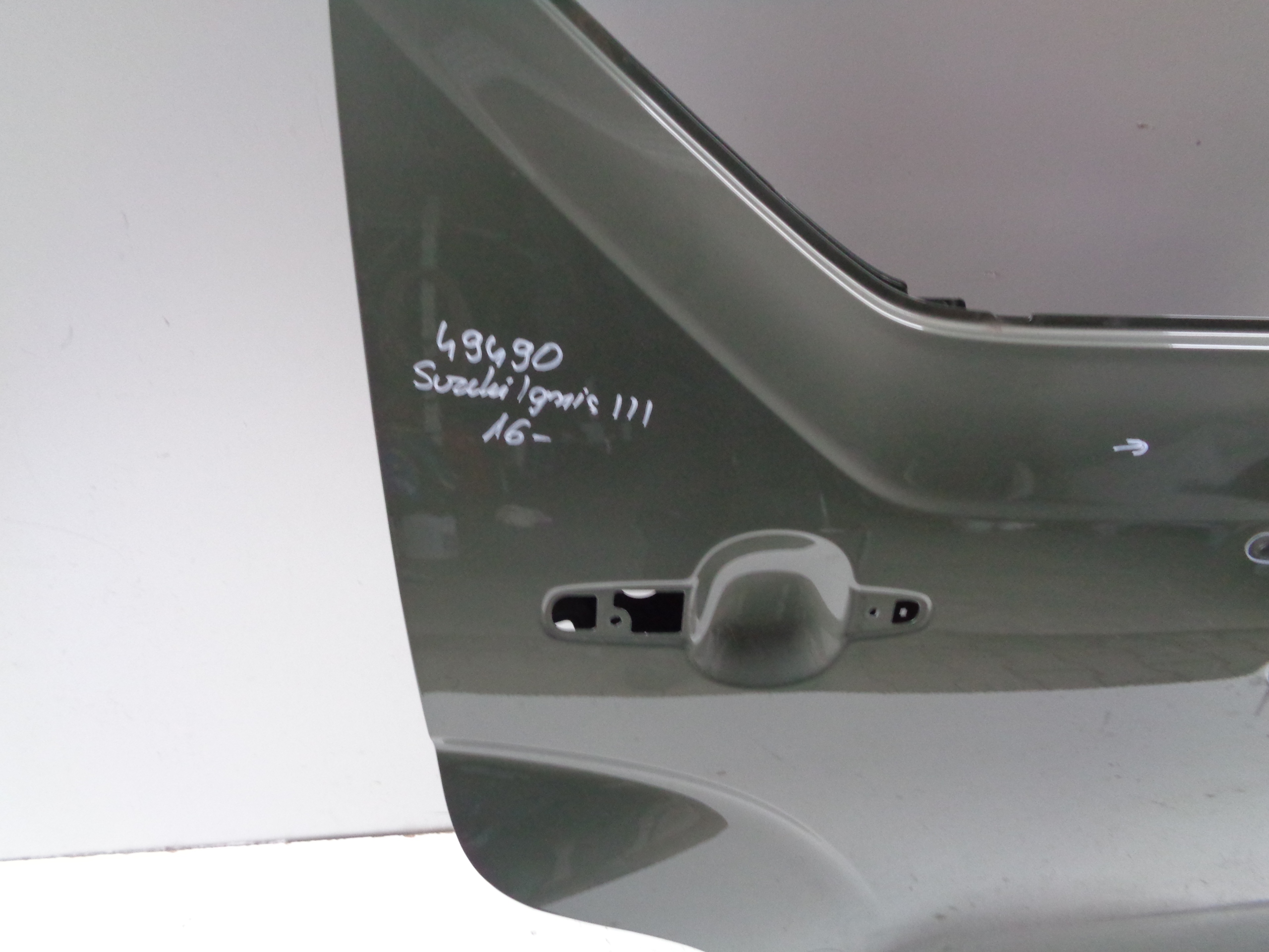 door right rear. SUZUKI IGNIS III 16- NR 49490