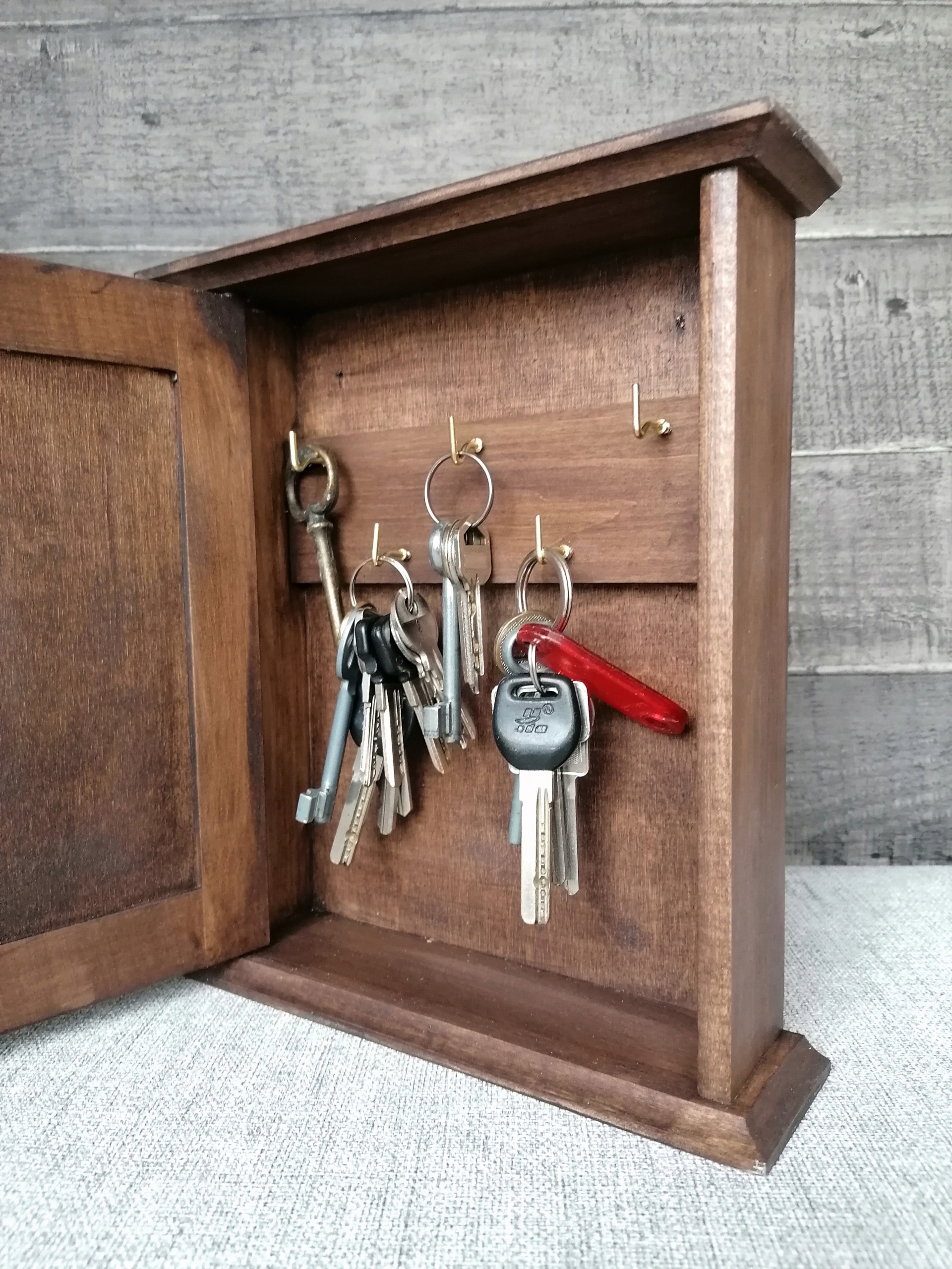 SZAFKA NA KLUCZE, WIESZAK, SKRZYNKA, DREWNO 100% Szerokość mebla 20 cm