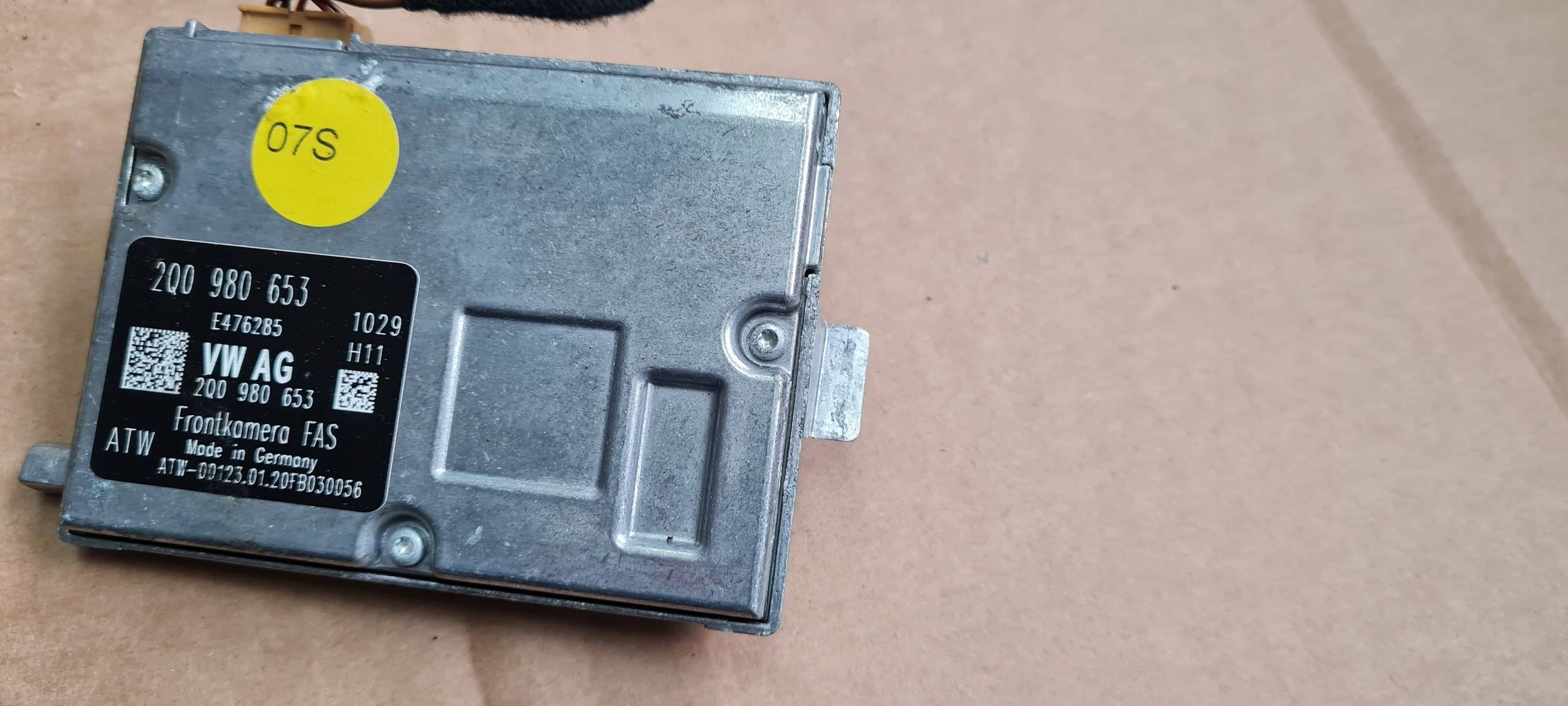 Q3 83A KAMERA ASYSTENT windows CZOLOWEJ front 2Q0980653C VW AUDI