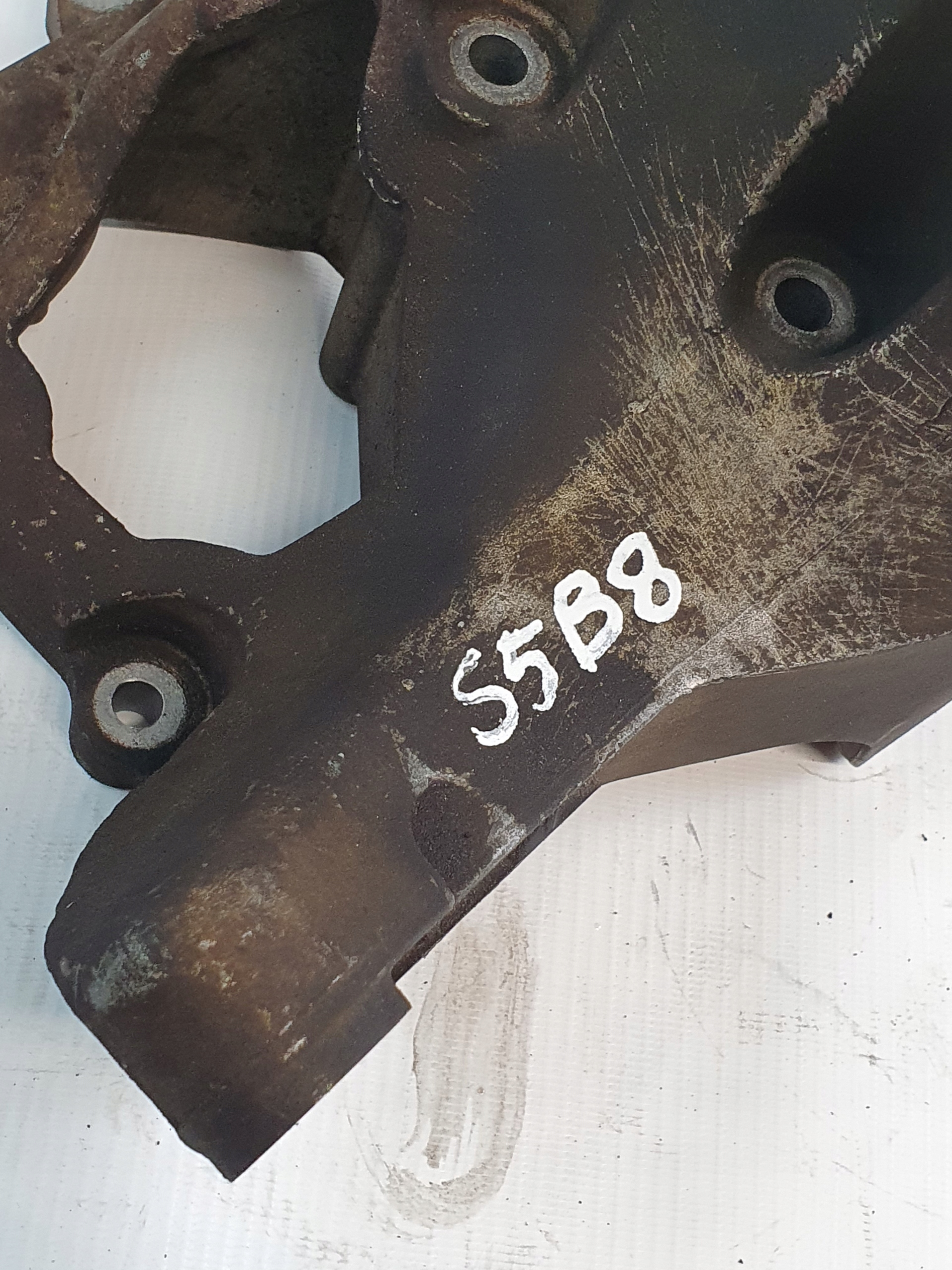 Support Pompe d’injection 55574721 OPEL INSIGNIA A 2.0CDTI 11r.