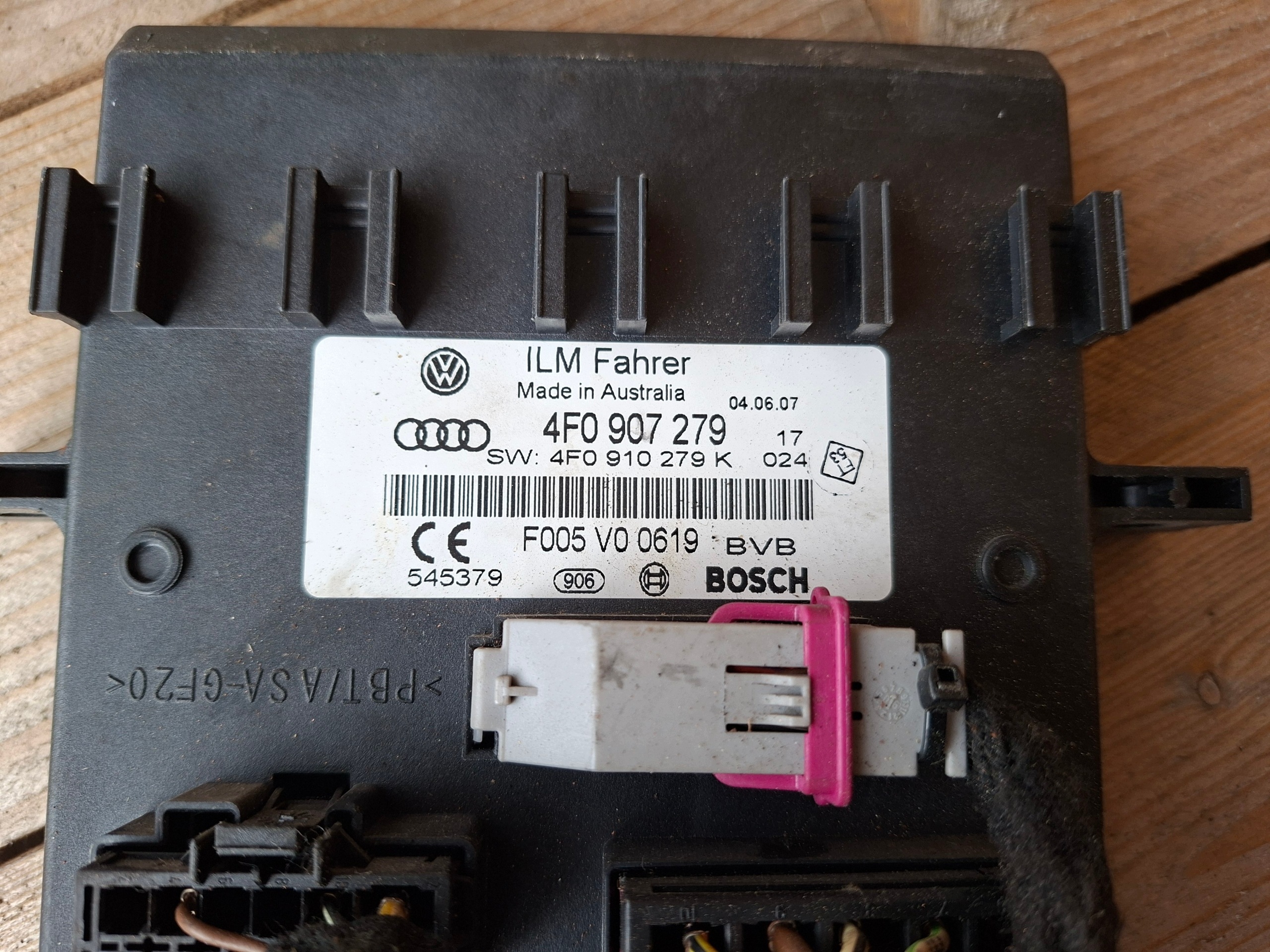 AUDI A6 C6 A6C6 modulo Centralina luci 4F0907279