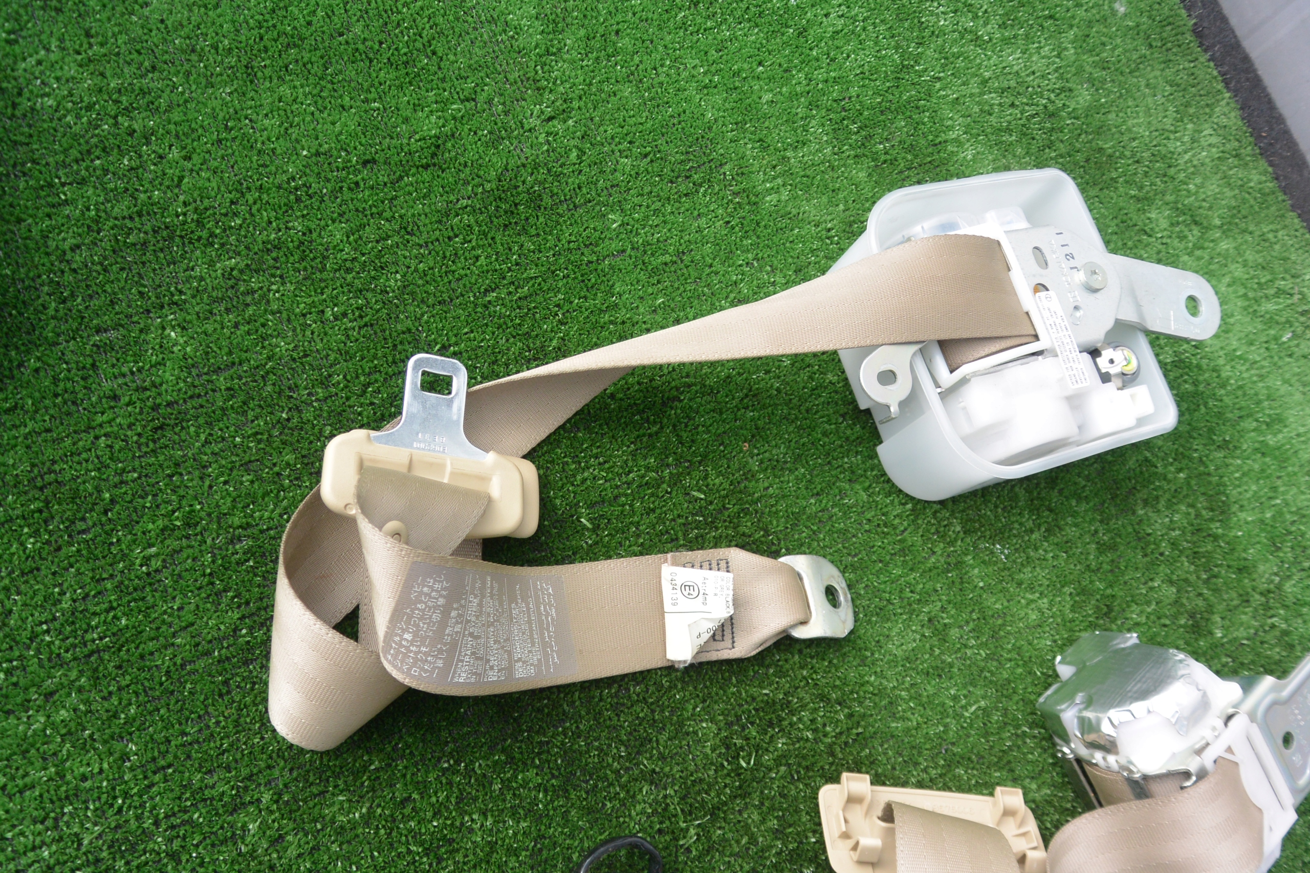 GURTEN SICHERHEITS HECK RECHTS LINKS MITTE KPL LEXUS GS III 450H