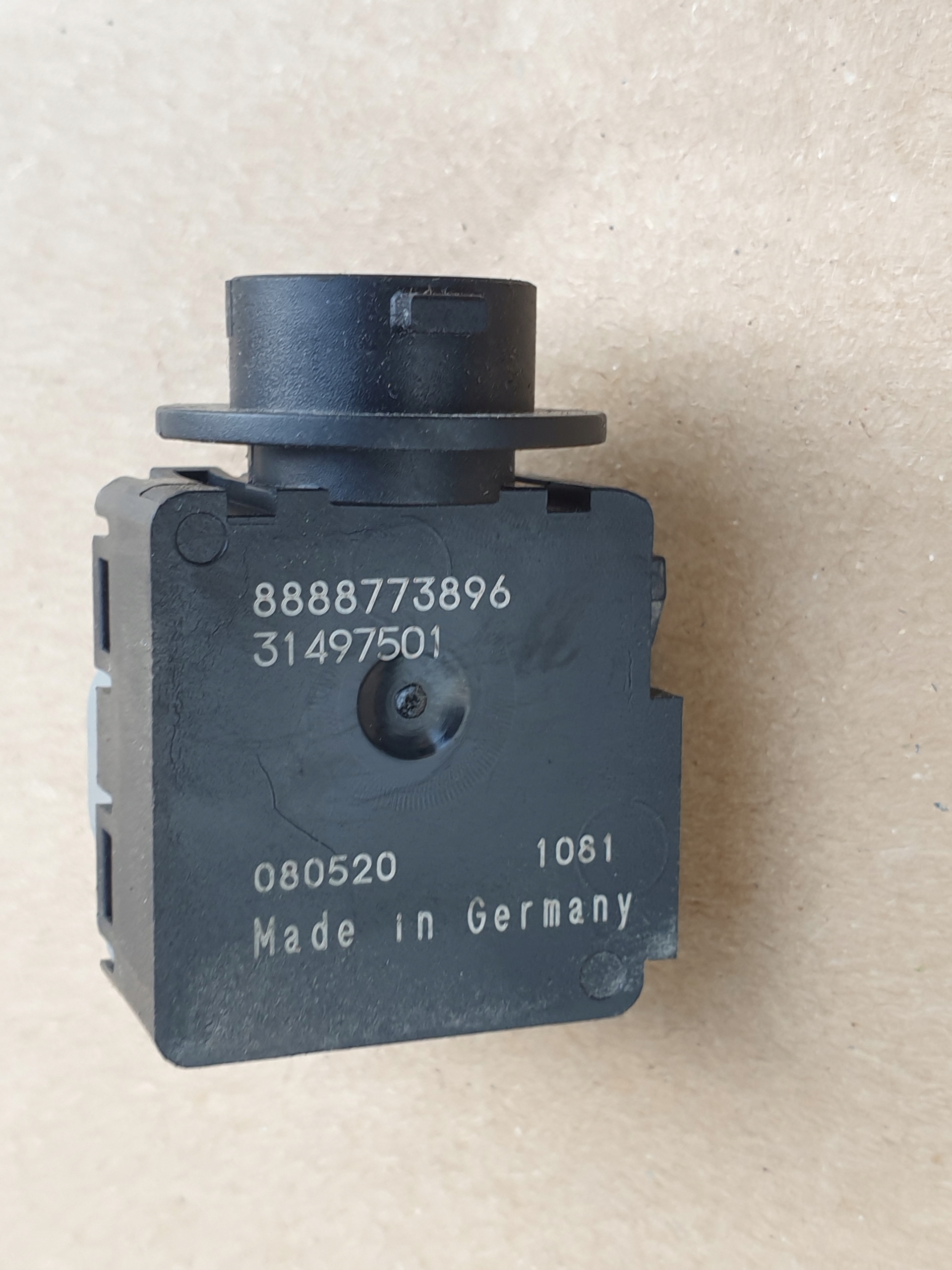 sensor JAKOSCI luft VOLVO XC40 OE 31497501