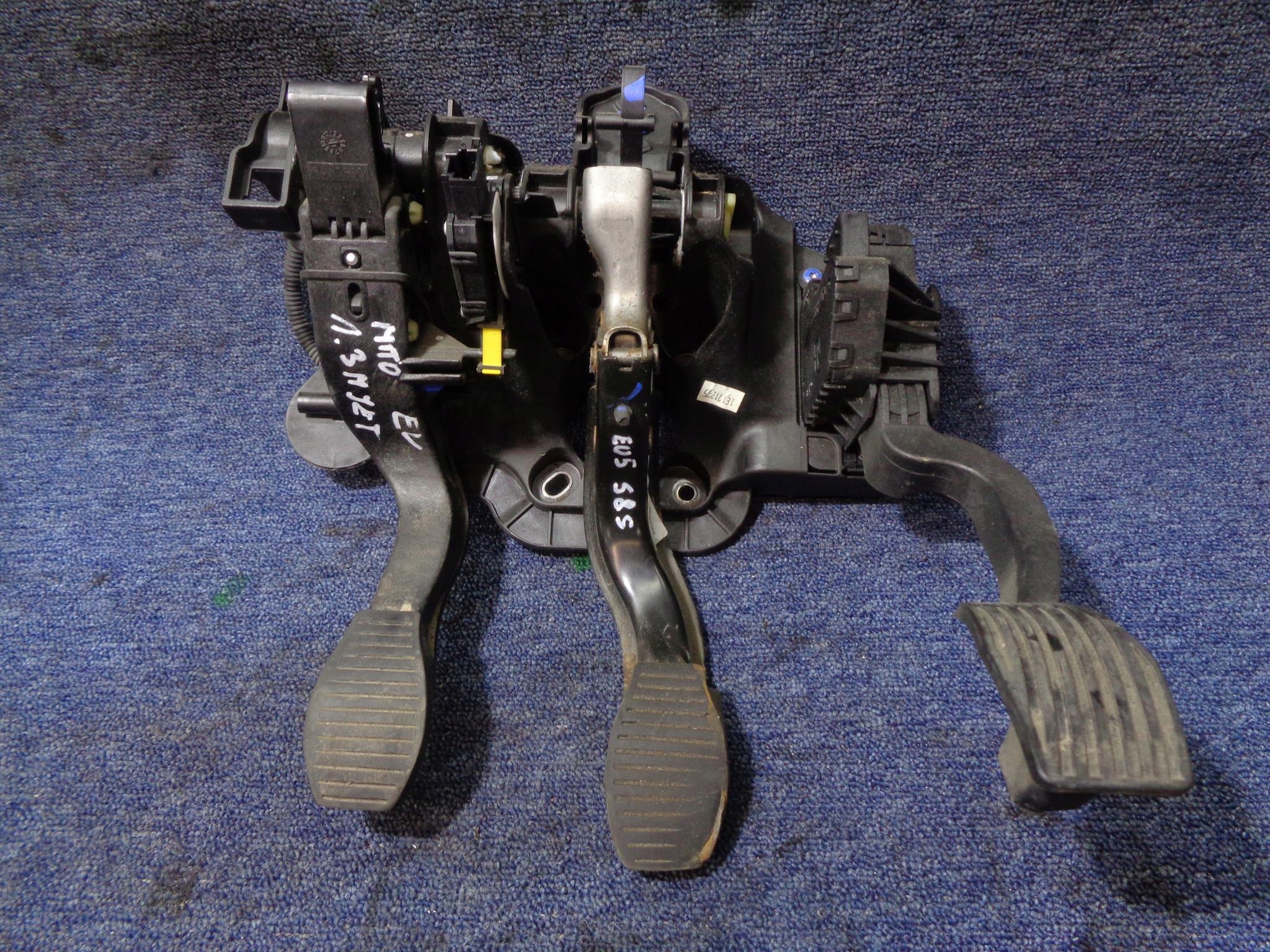 3809550002 00505151480 - ПЕДАЛЬ ПЕДАЛИ ALFA ROMEO MITO 1.3 JTDM 2008-ЕВРОПА