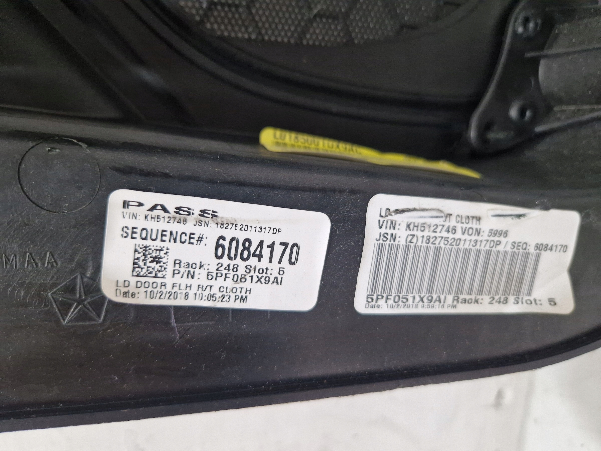 DODGE CHARGER 2019- side door left front leather 5PF051X9AI