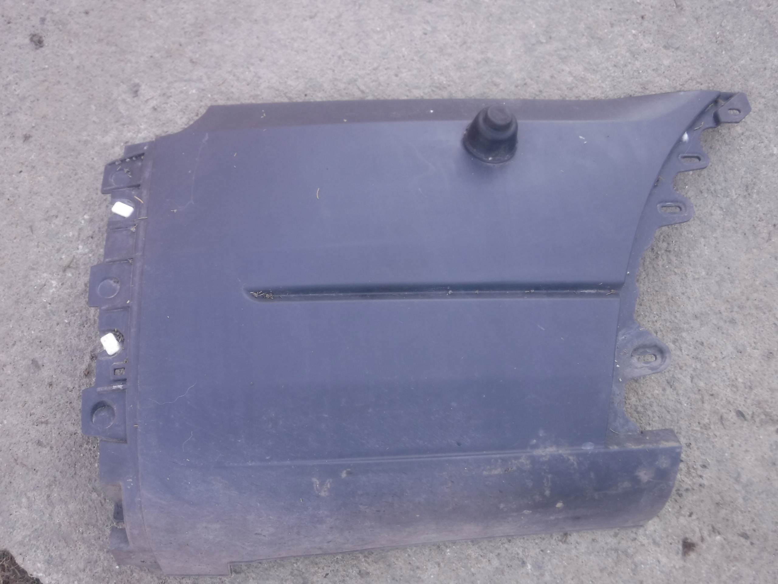 moulding side right rear part TRANSIT MK8 corner